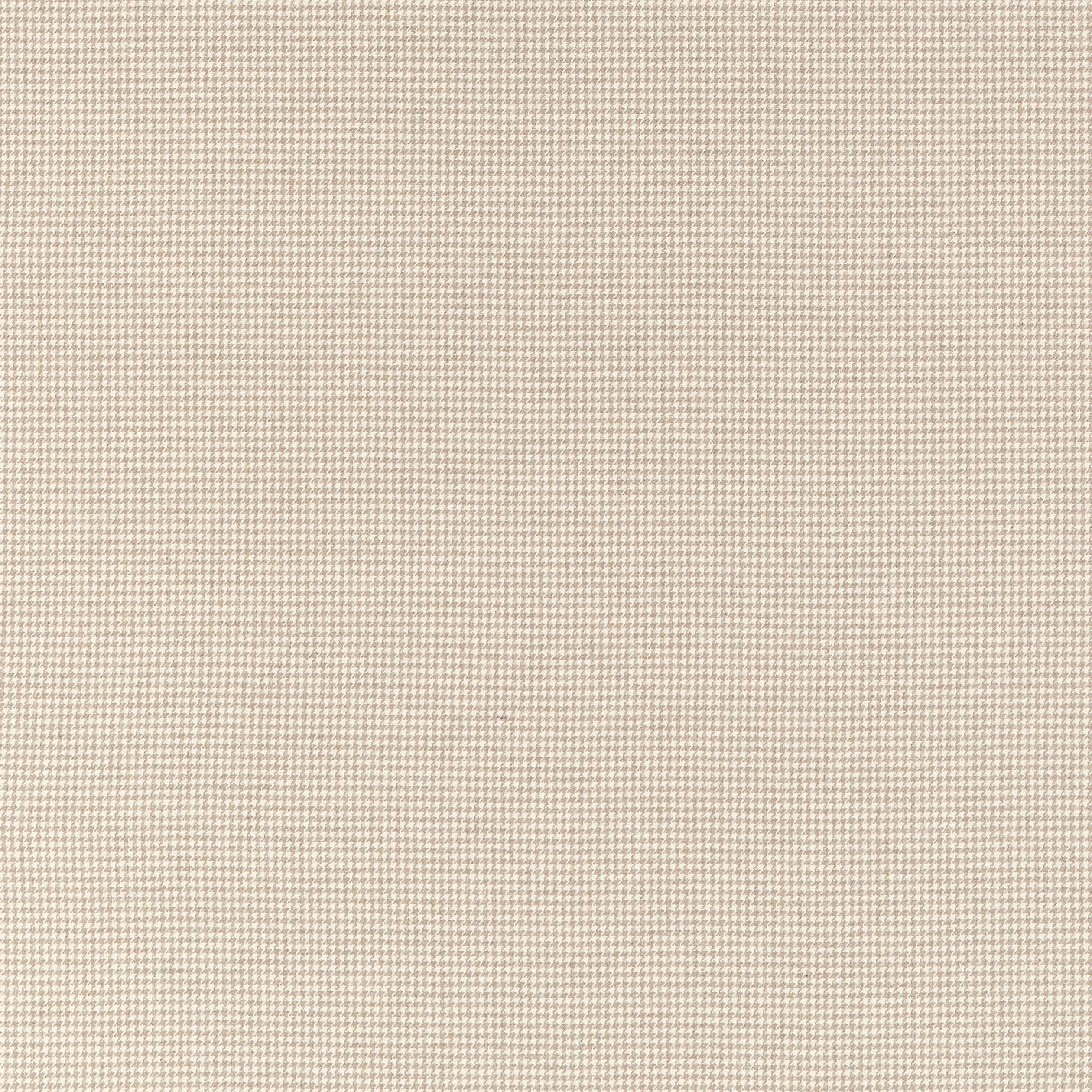 W711322 | Edmund – Almond