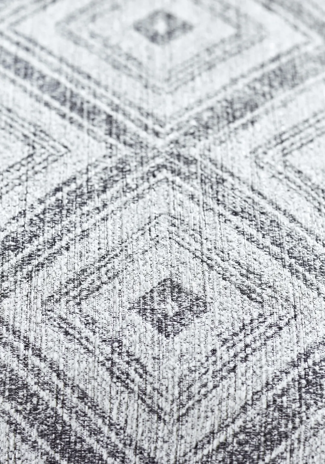 Thibaut Ellison in Black (W789129)