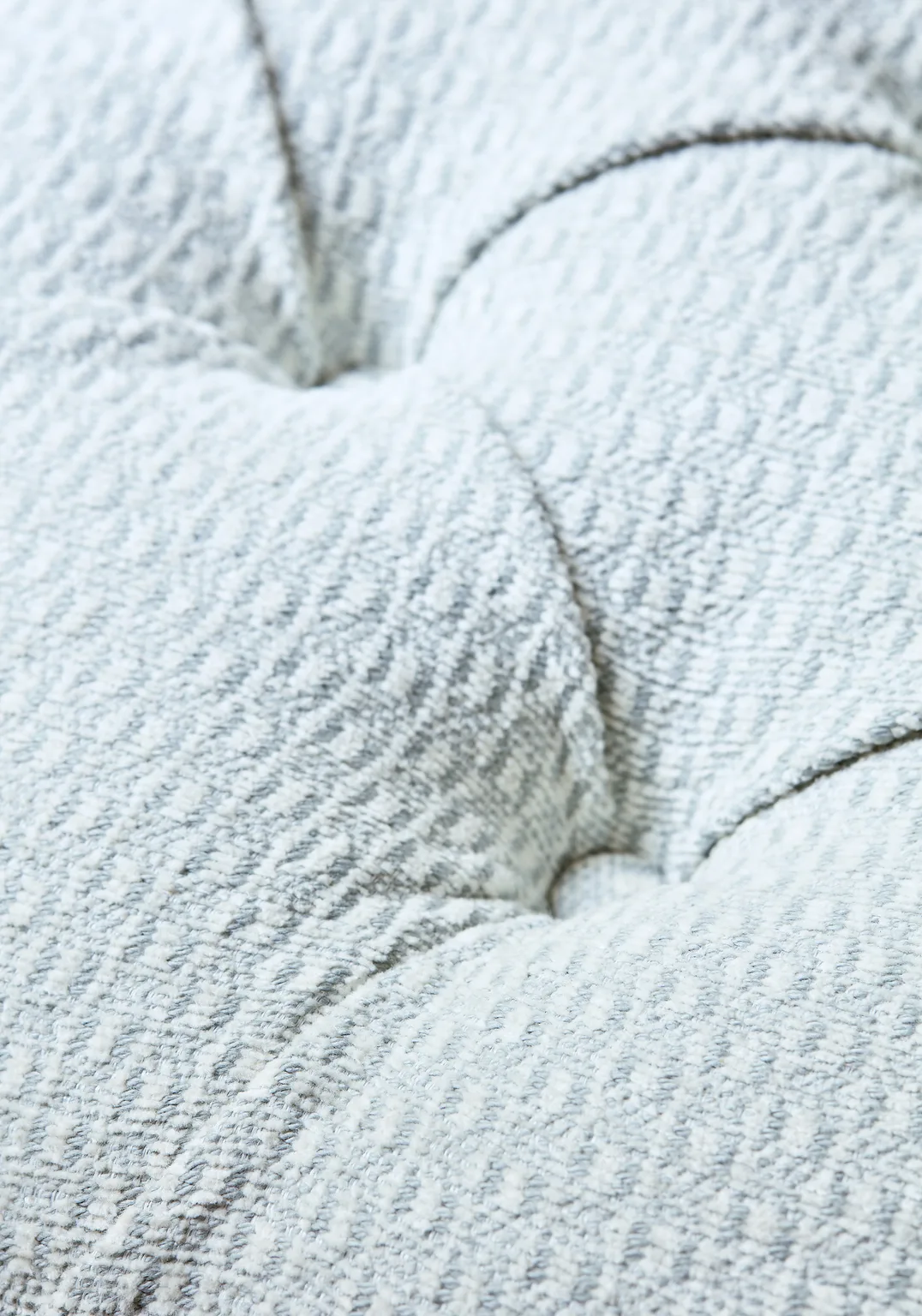 Thibaut Emilie in Mineral (W789141)