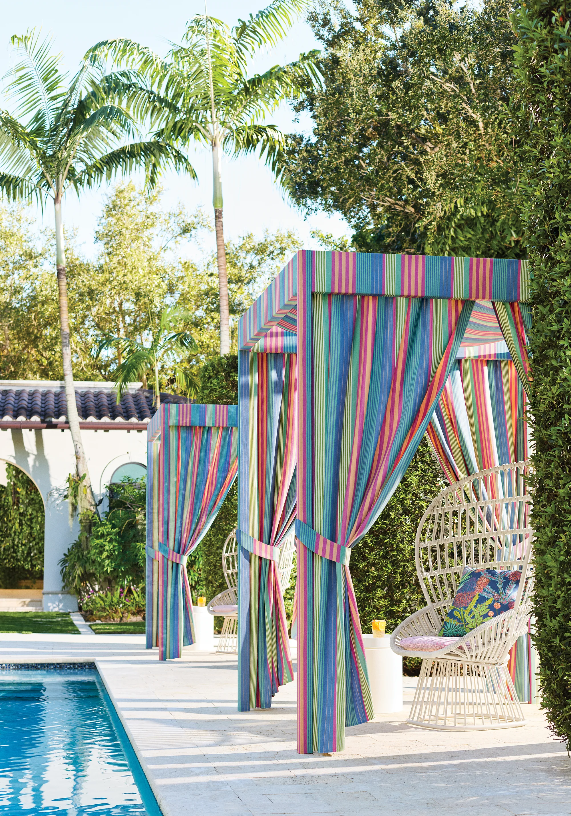Thibaut Esprit Stripe in Cornflower and Peony (W81700)