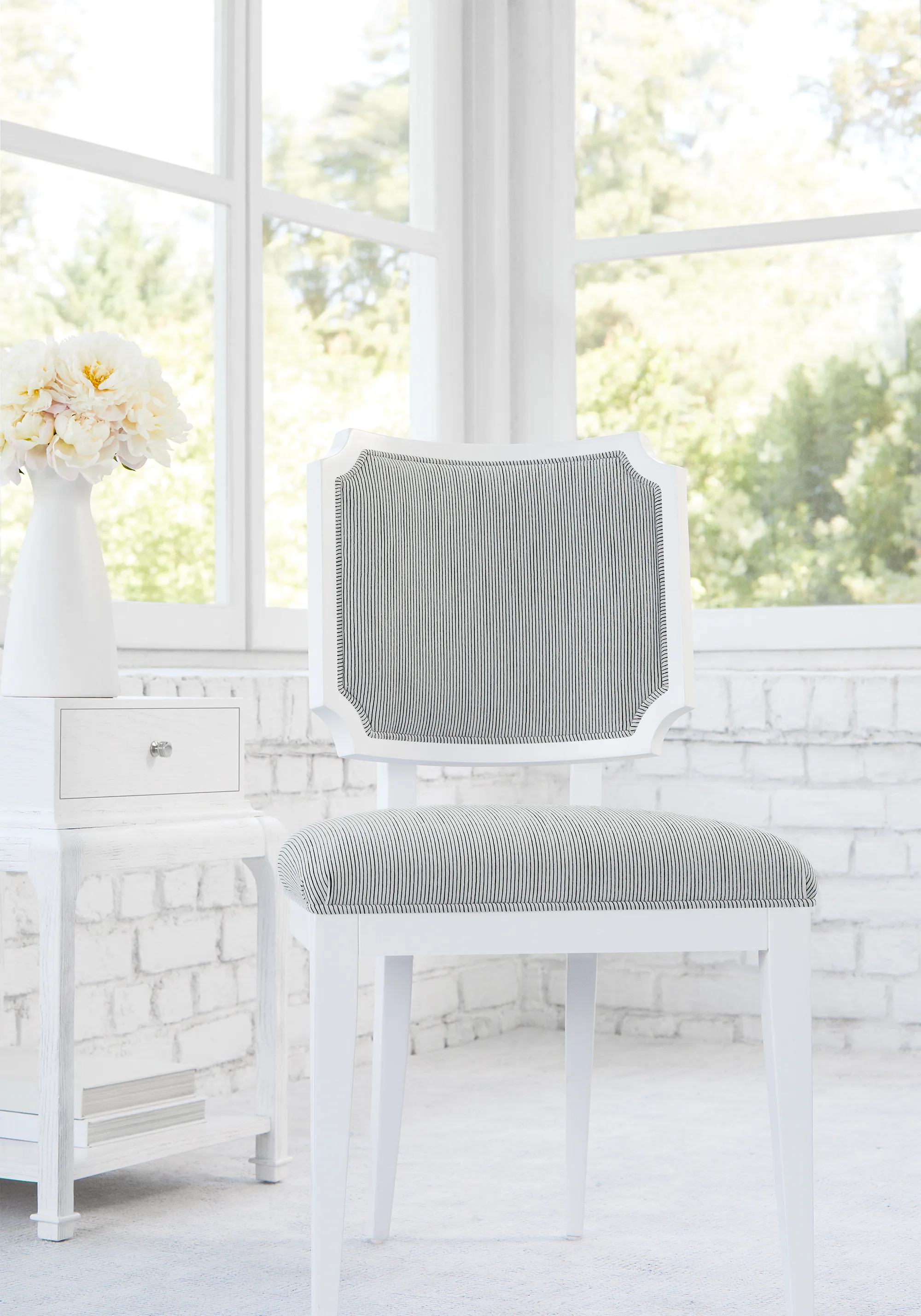 Thibaut Fino Velvet in Domino (W8148)