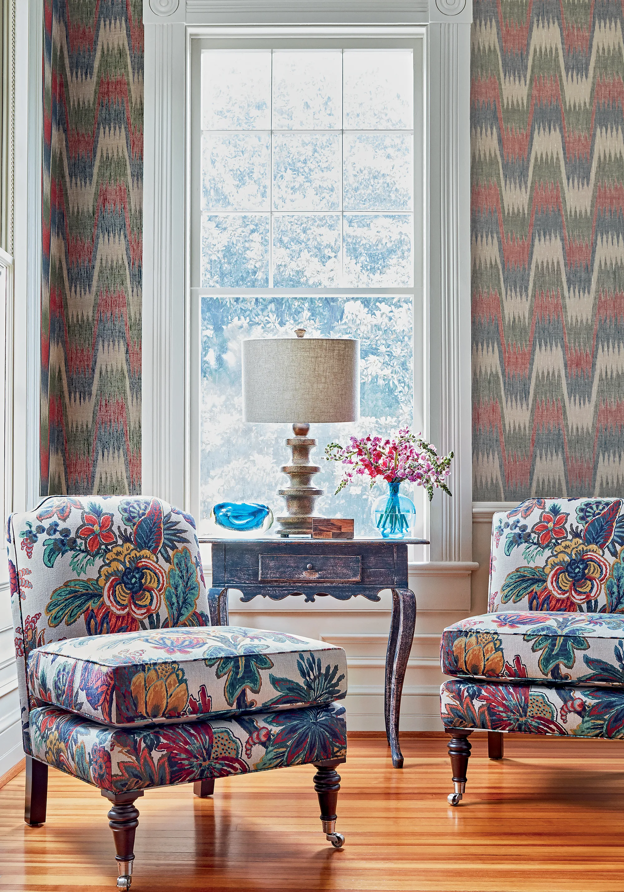 Thibaut Floral Gala in Jewel (F910216)