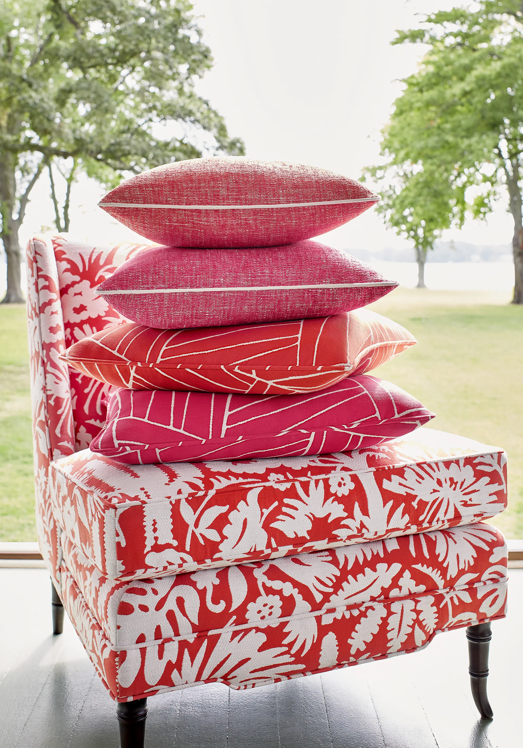 Thibaut Freeport in Coral (W74606)