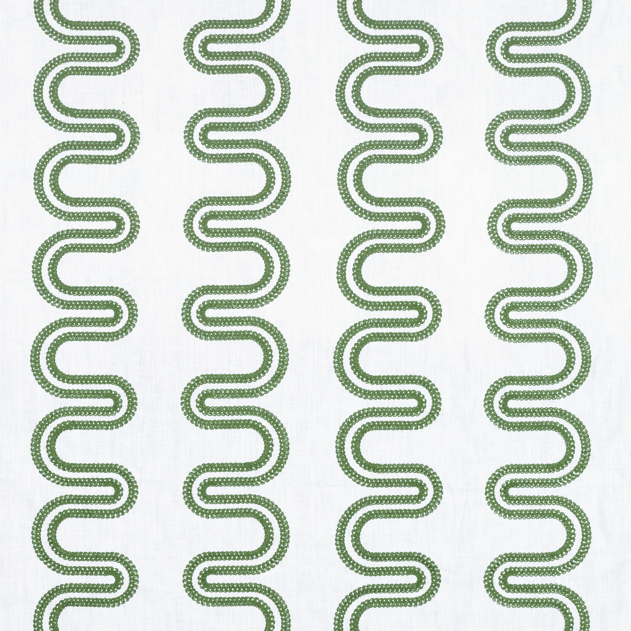 AF9635 | Herriot Way Embroidery – Green on White