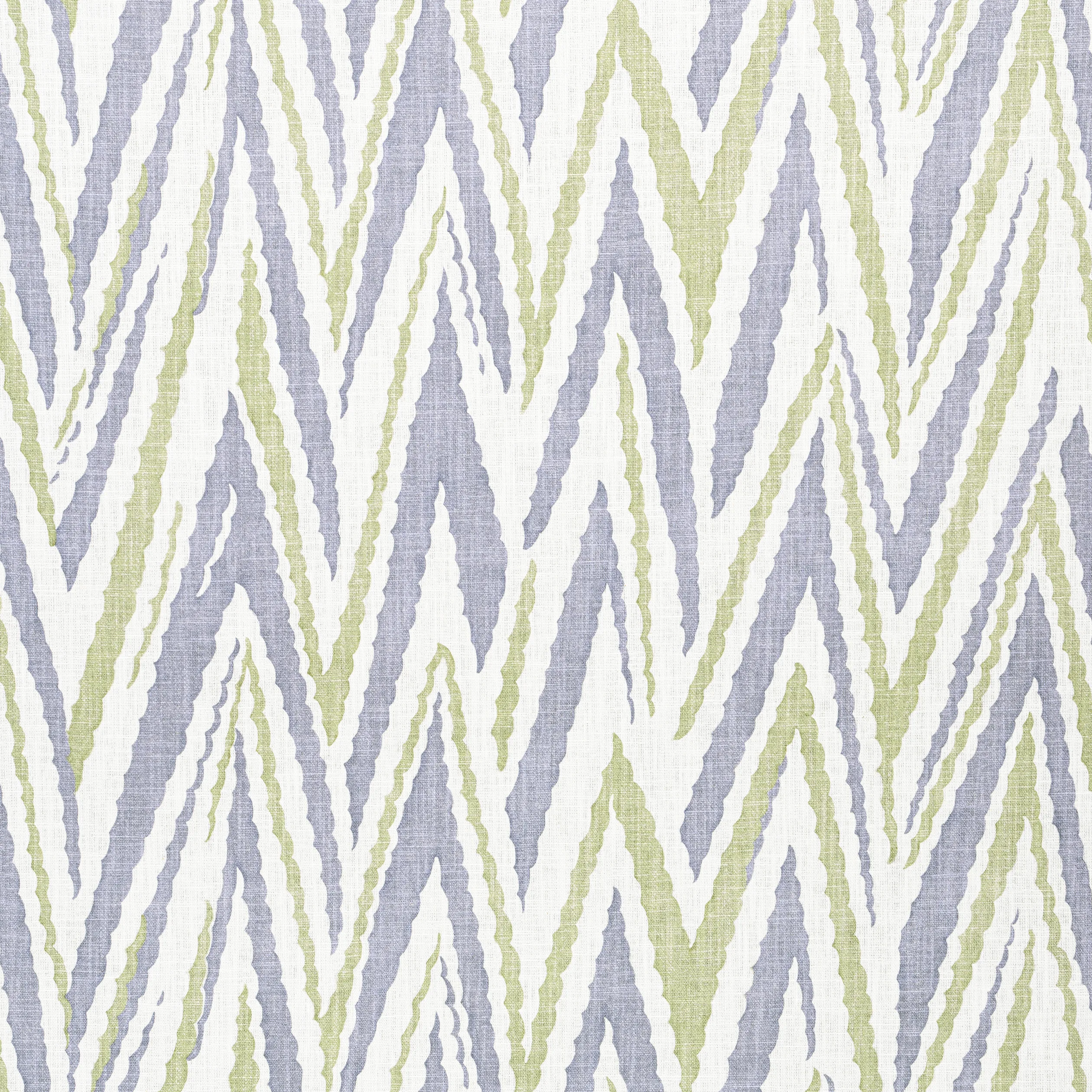 AF23143 | Highland Peak – Plum