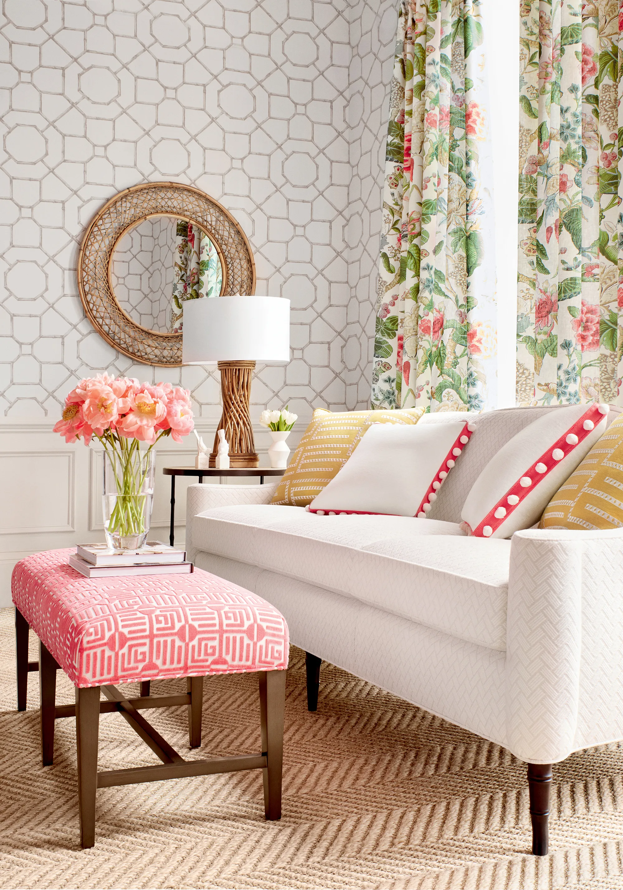 Thibaut Hill Garden in Coral and Green (F913658)