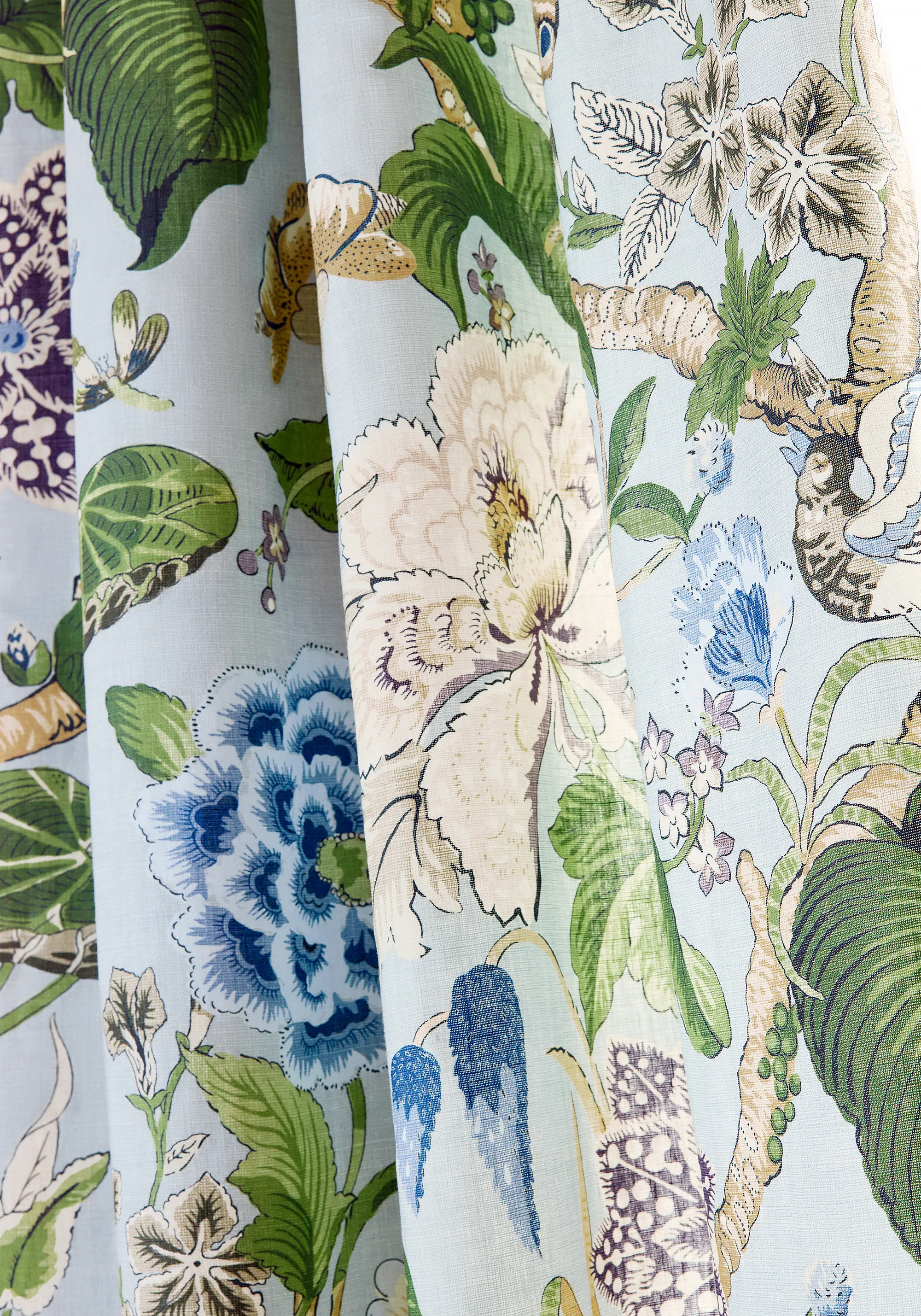 Thibaut Hill Garden in Spa Blue (F913654)