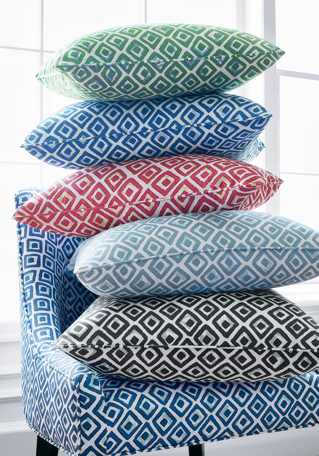 Thibaut Indian Diamond in Blue (F910660)