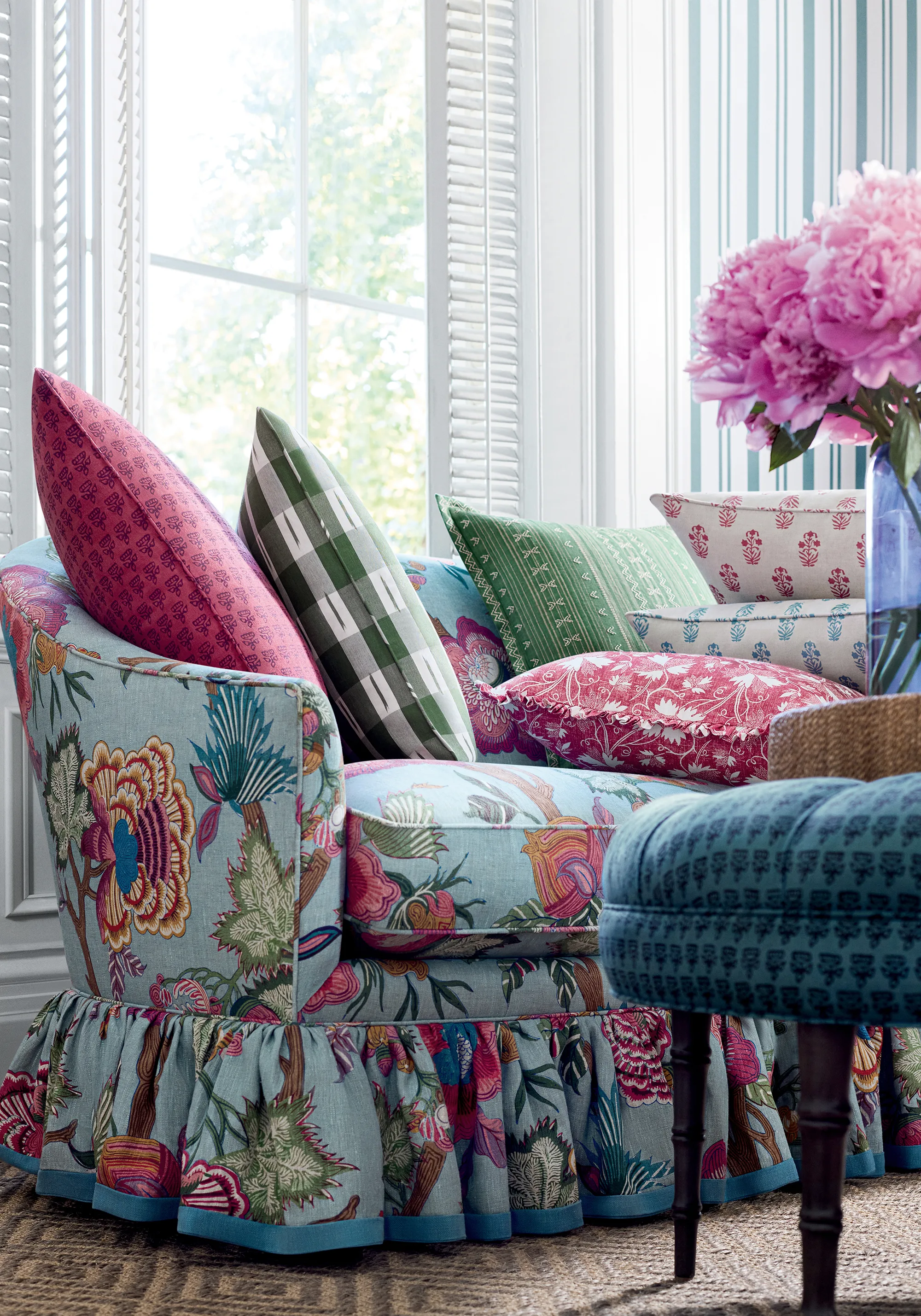 Thibaut Indienne Jacobean in Raspberry and Teal (F936415)