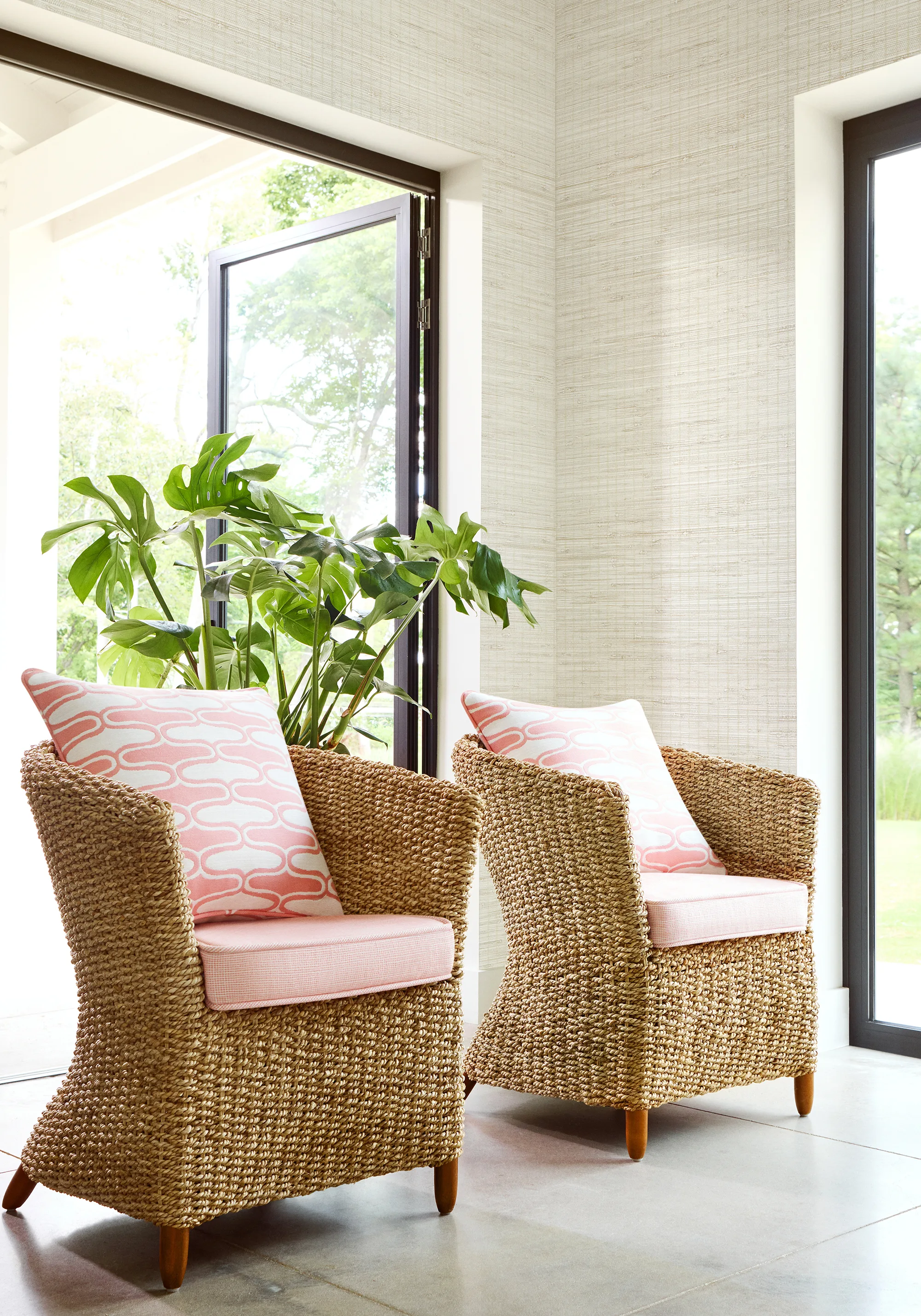 Thibaut Isla in Seashell (W8568)