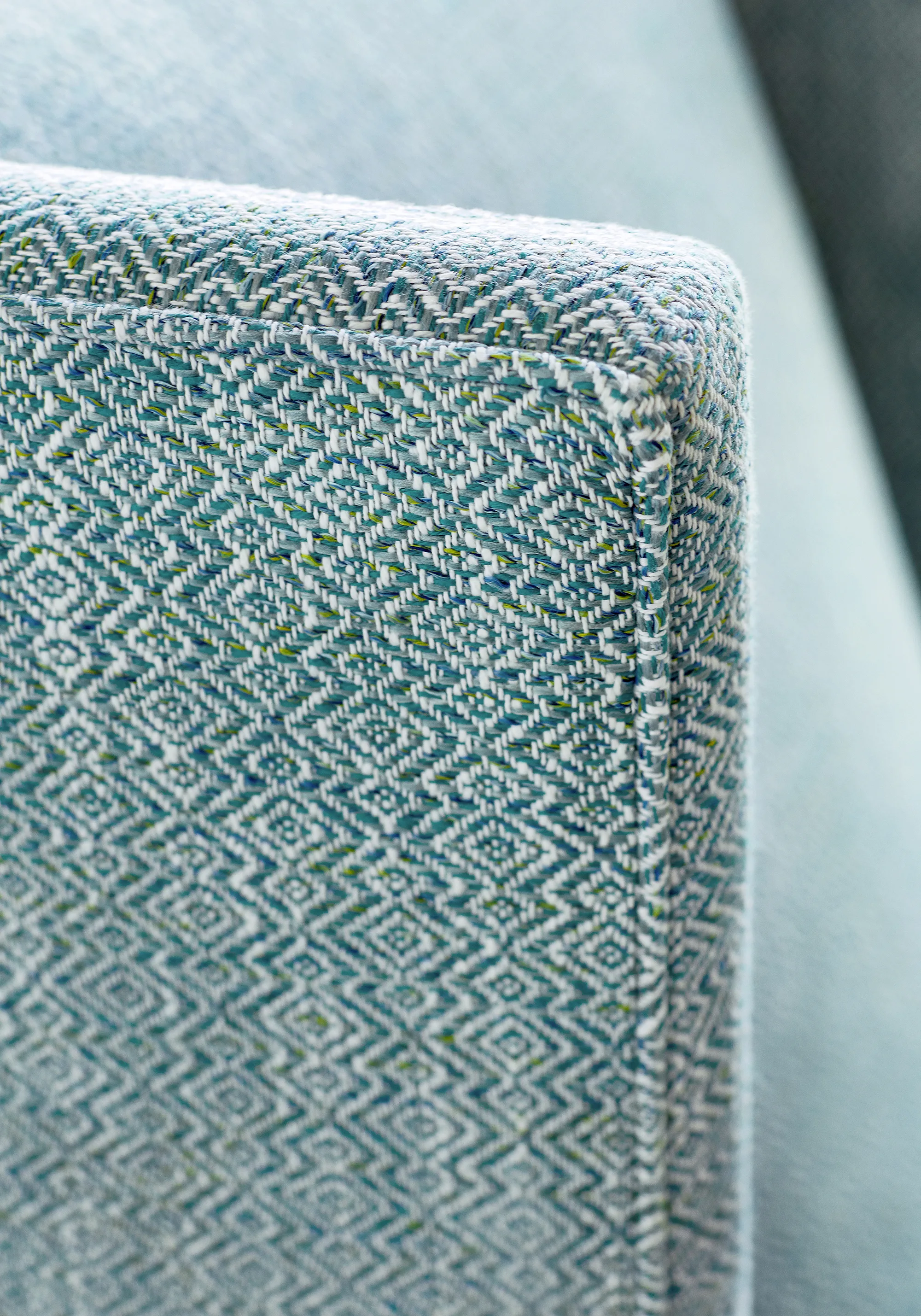 Thibaut Kingsley in Teal (W74069)