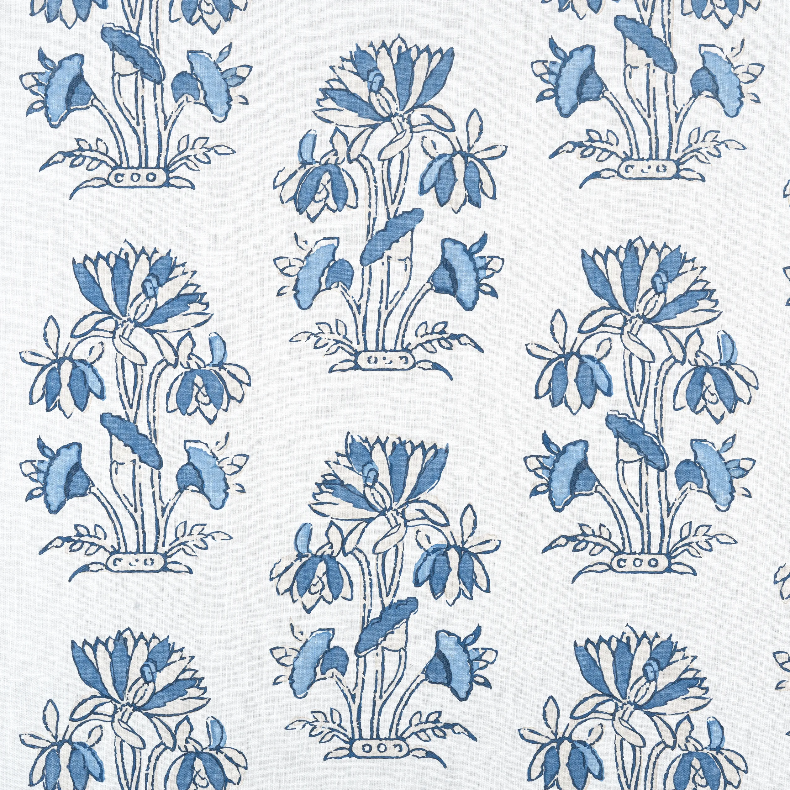 F913204 | Lily Flower – Blue and White