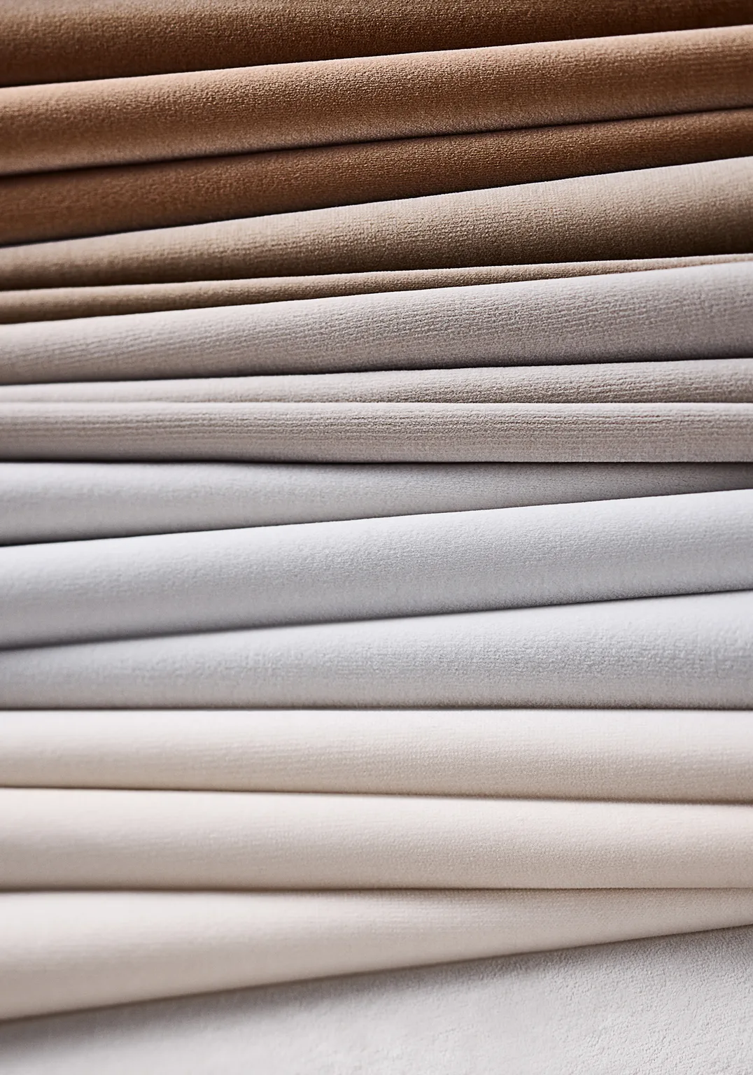 Thibaut Lyra Velvet in Toffee (W8906)