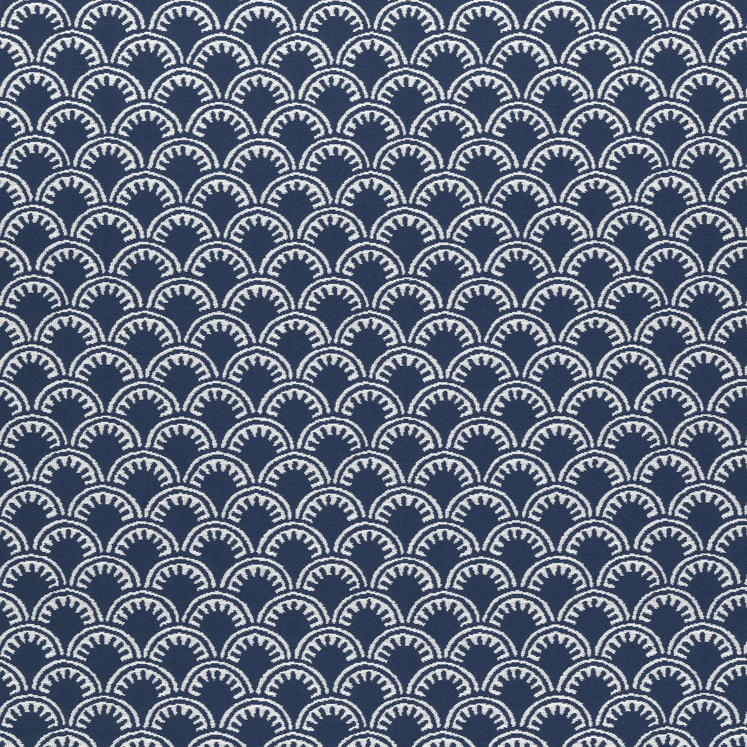 W74639 | Maisie – Navy