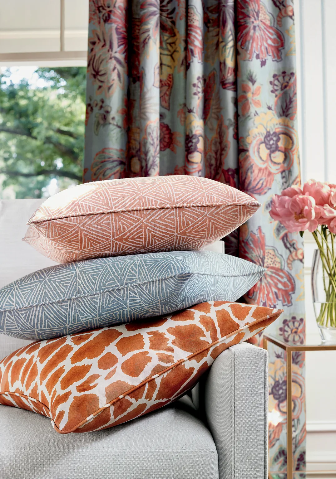 Thibaut Makena in Cinnamon (F910221)