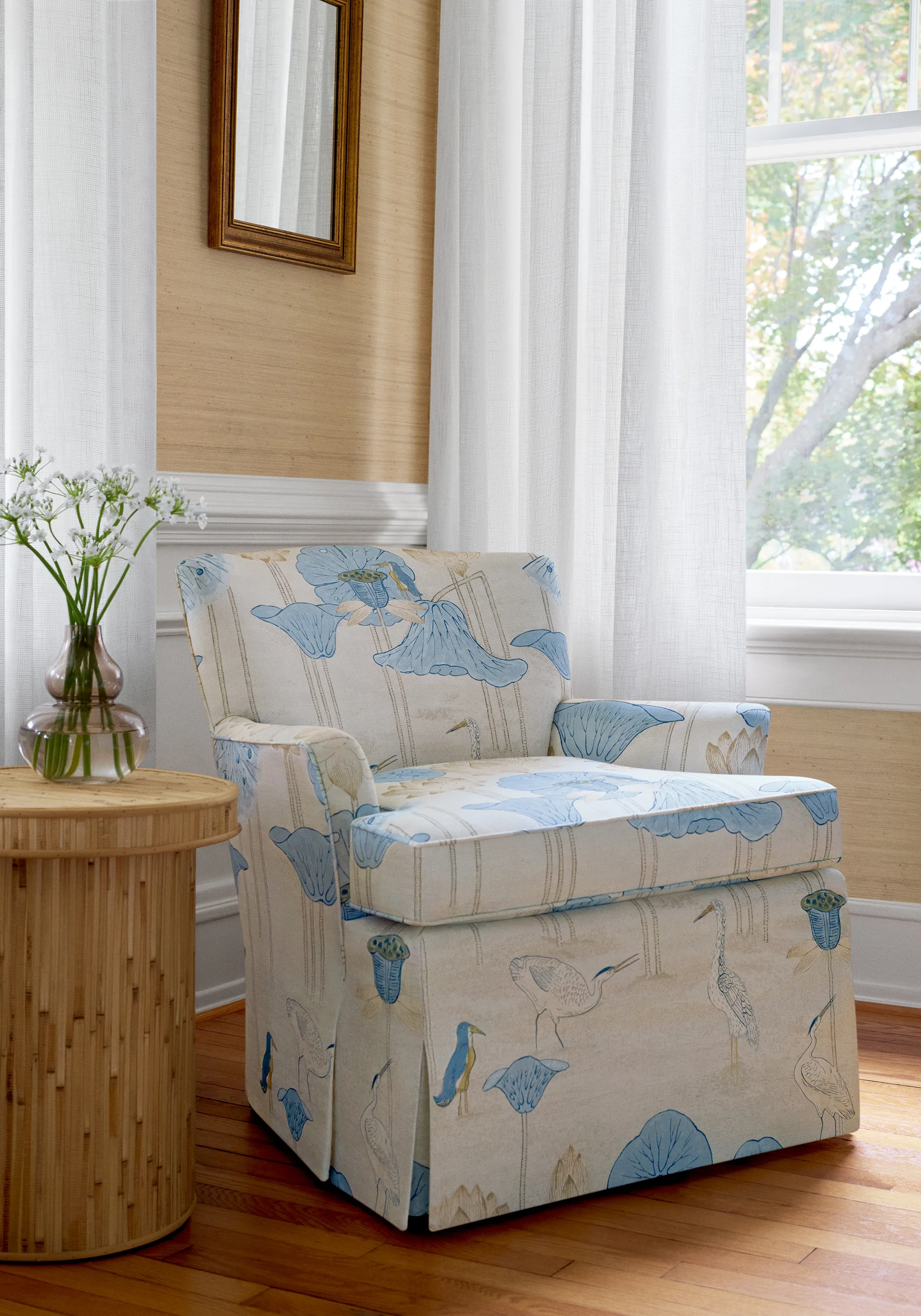 Thibaut Malea in Blue and Beige (F914636)