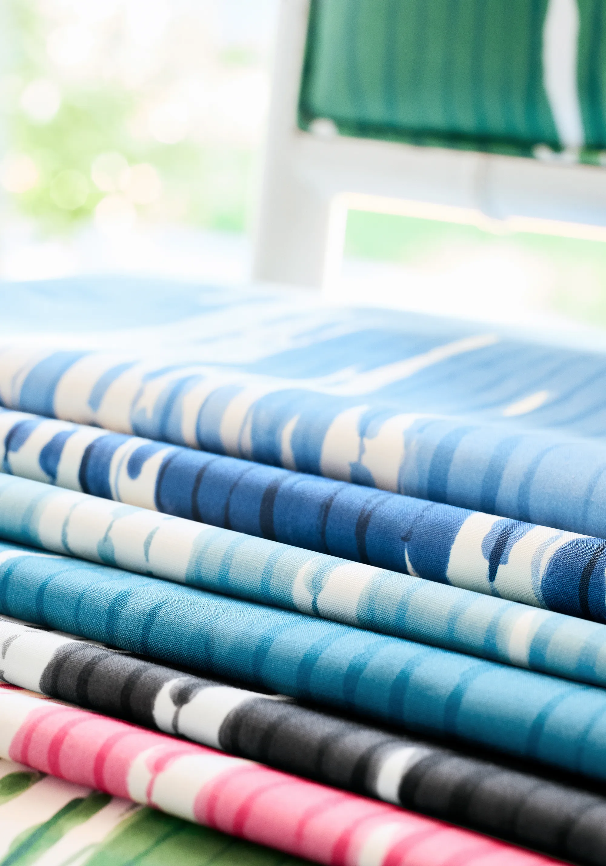 Thibaut Maverick in Navy (F920814)