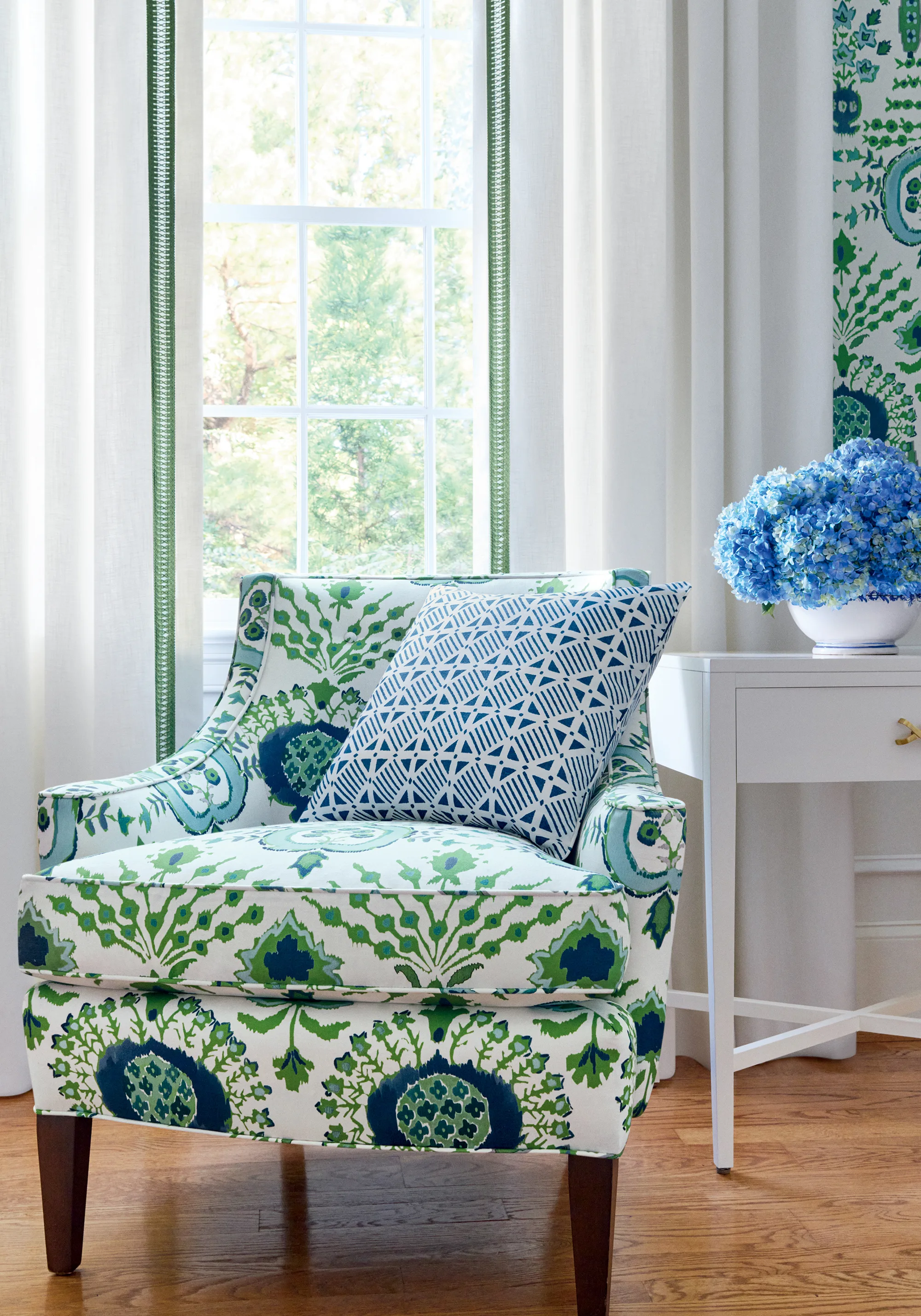Thibaut Mendoza Suzani in Blue and Green on White (F916240)