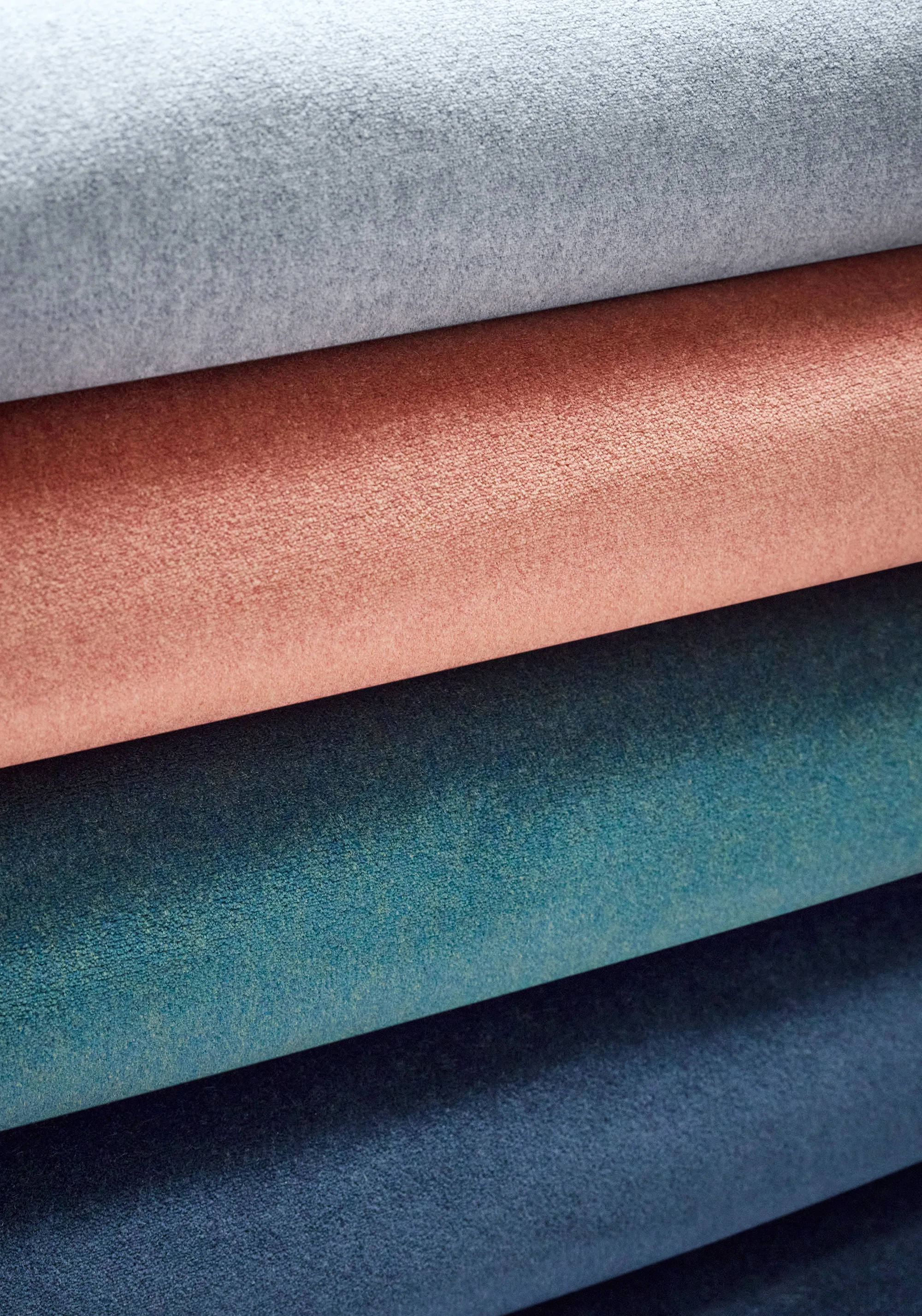 Thibaut Mirasol Velvet in Peacock (W81741)