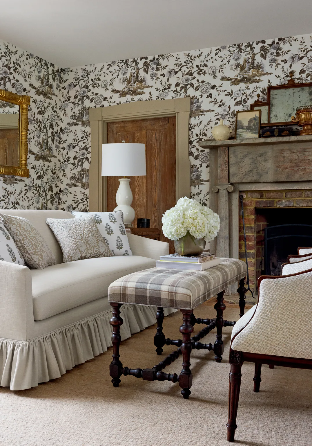 Thibaut Morris Velvet in Flax (W710500)