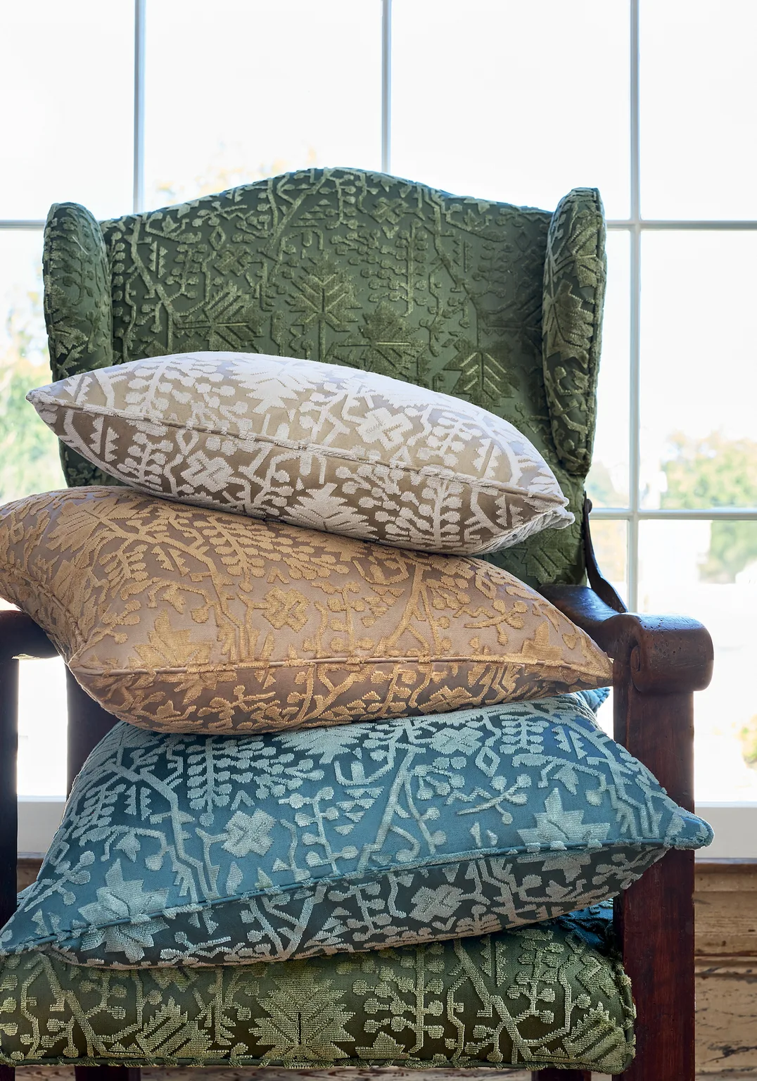Thibaut Morris Velvet in Olive (W710503)