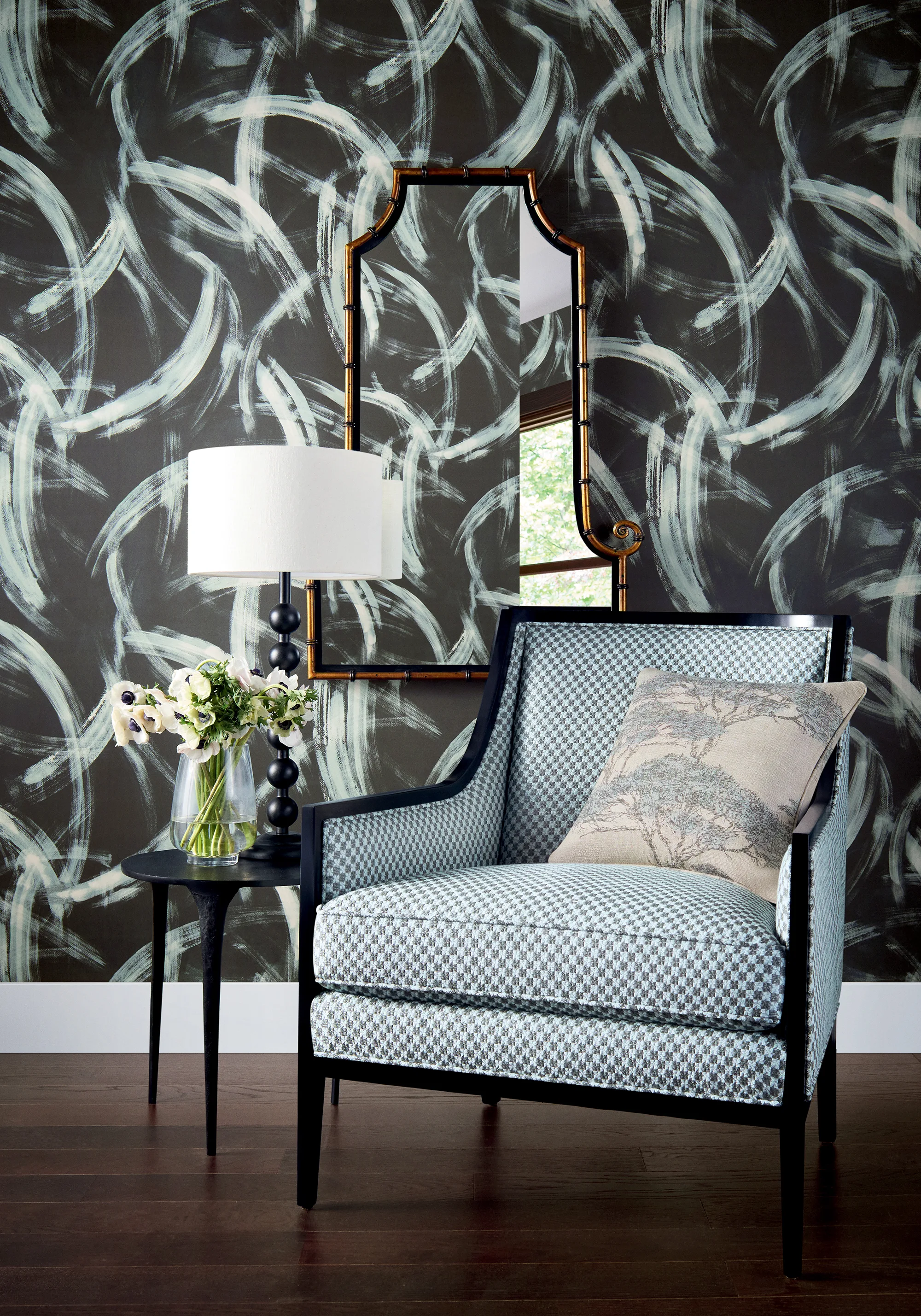 Thibaut Moulinet in Mineral (W724498)
