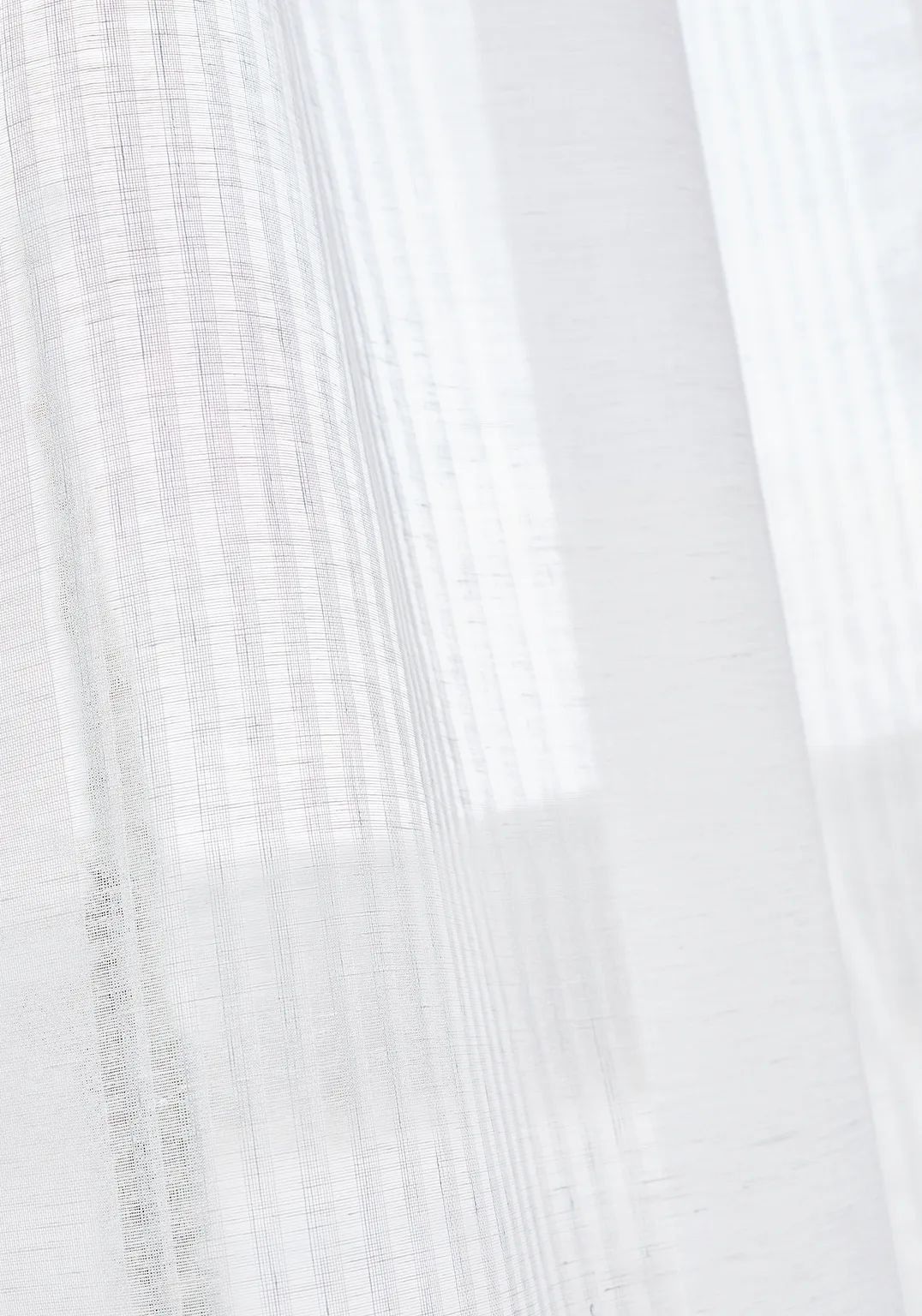 Thibaut Mystic Stripe in Snow White (FWW7111)