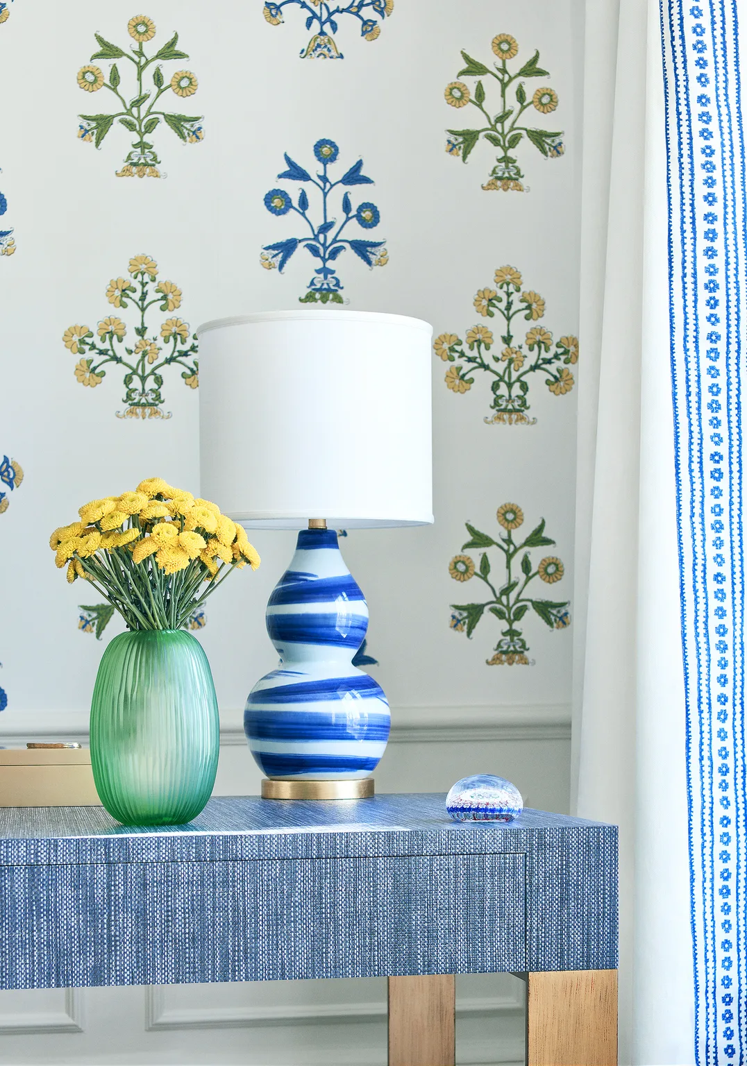 Thibaut New Haven Stripe in Navy (F910608)