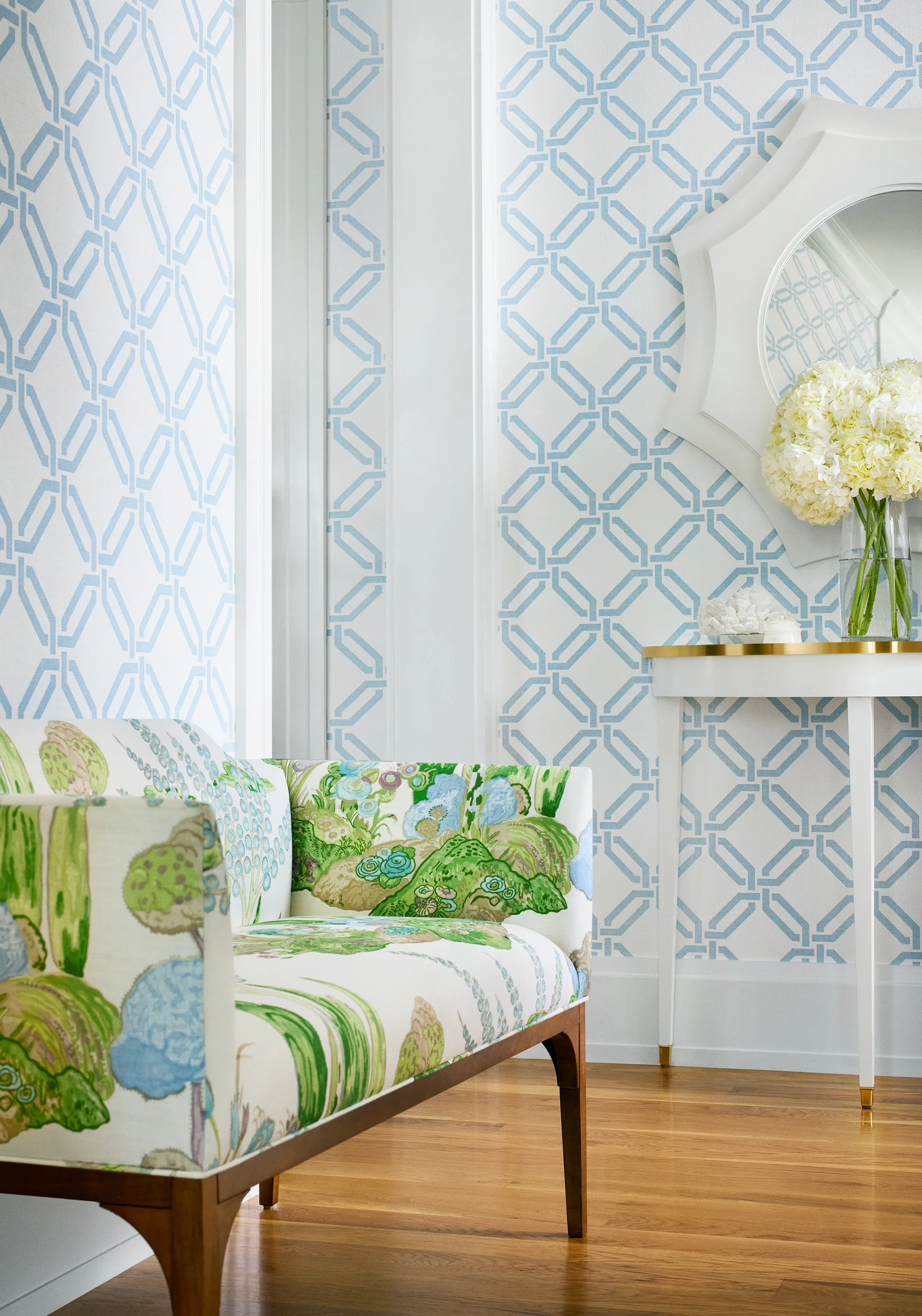 Thibaut Orleans in Lavender (F945027)