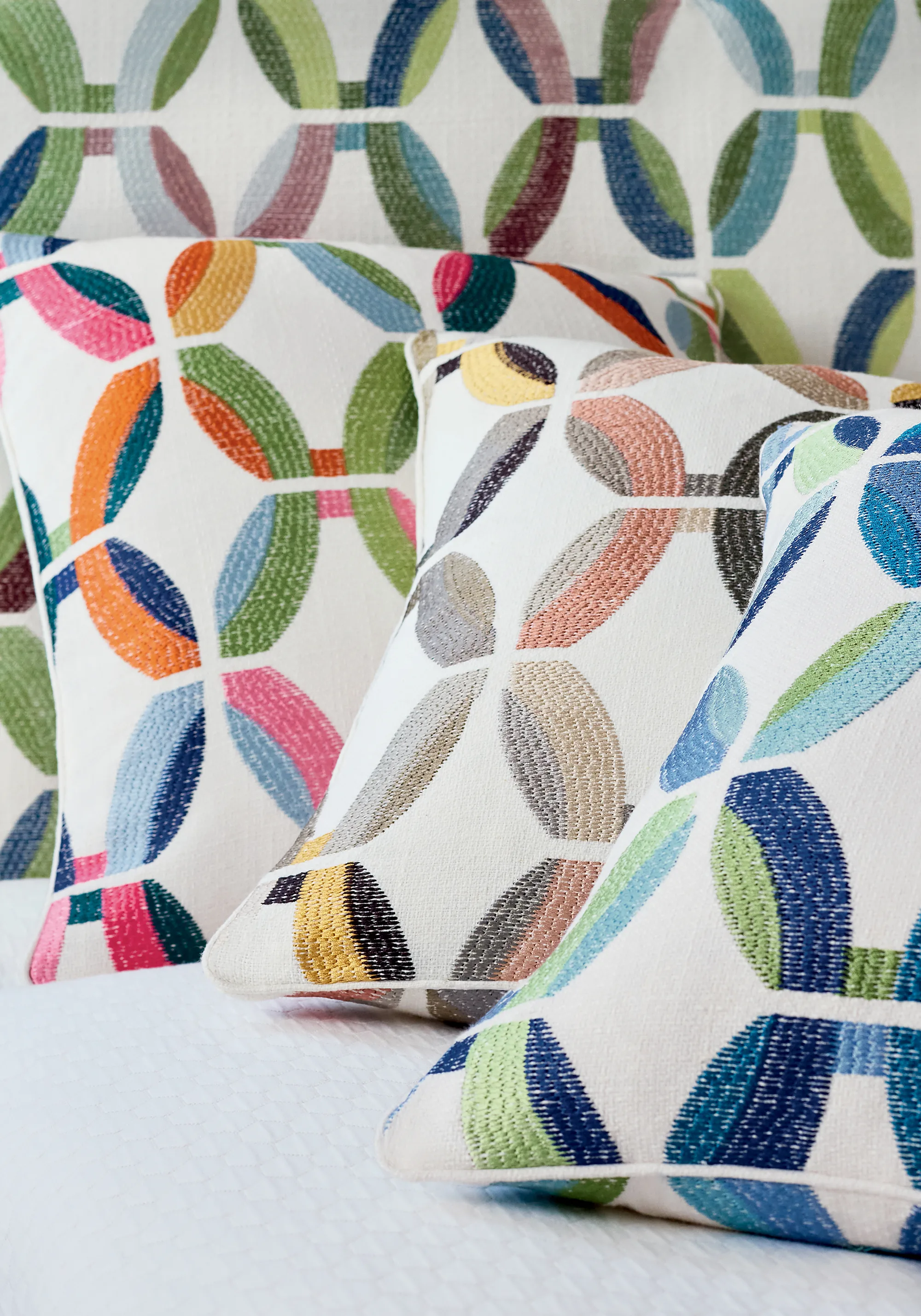 Thibaut Passageway Embroidery in Lavender and Green (W745001)
