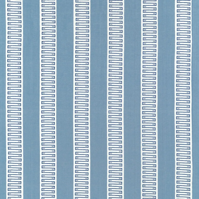 Thibaut Raritan Line Embroidery in Blue (W714631)