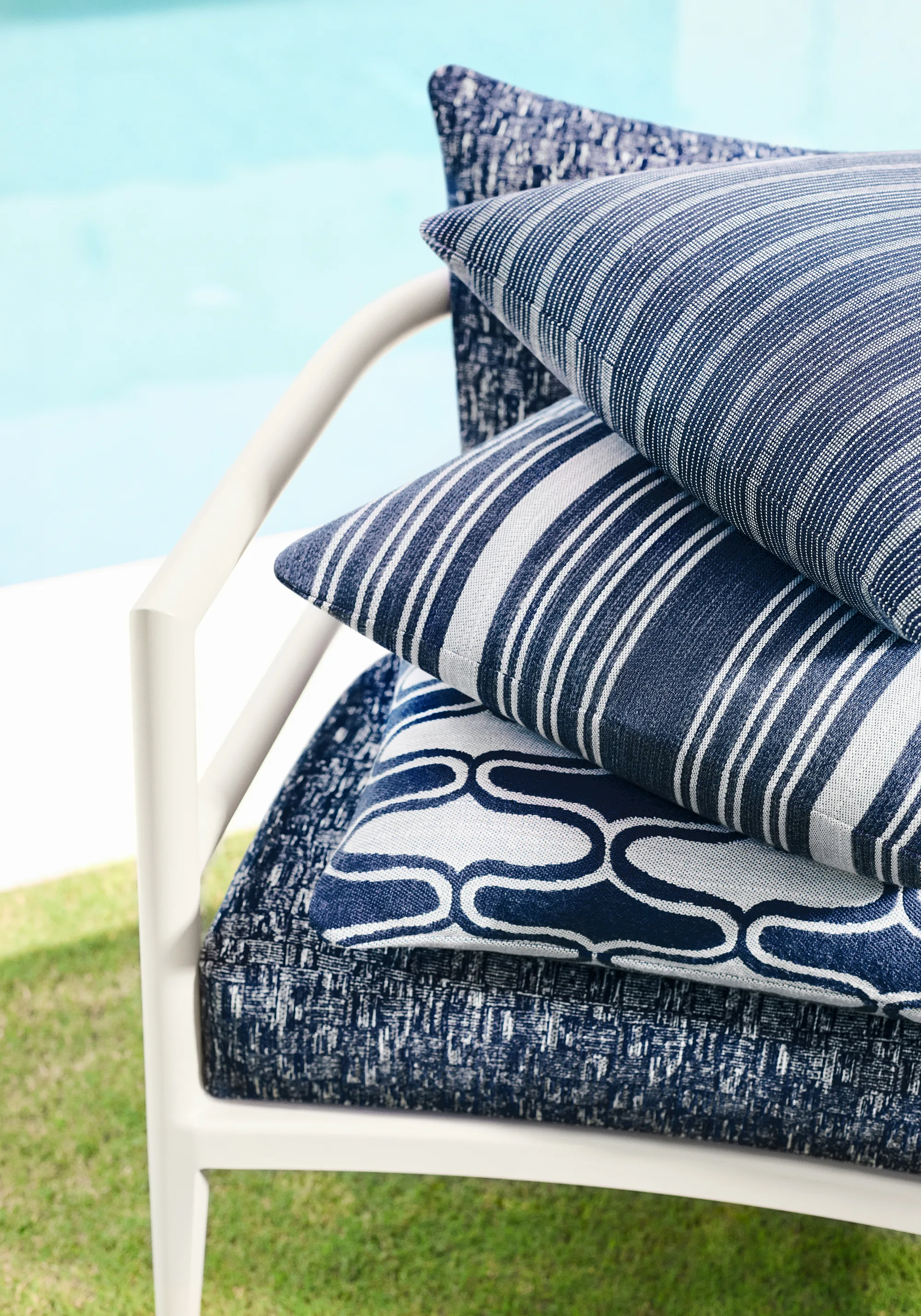 Thibaut Saraband in Navy (W8527)