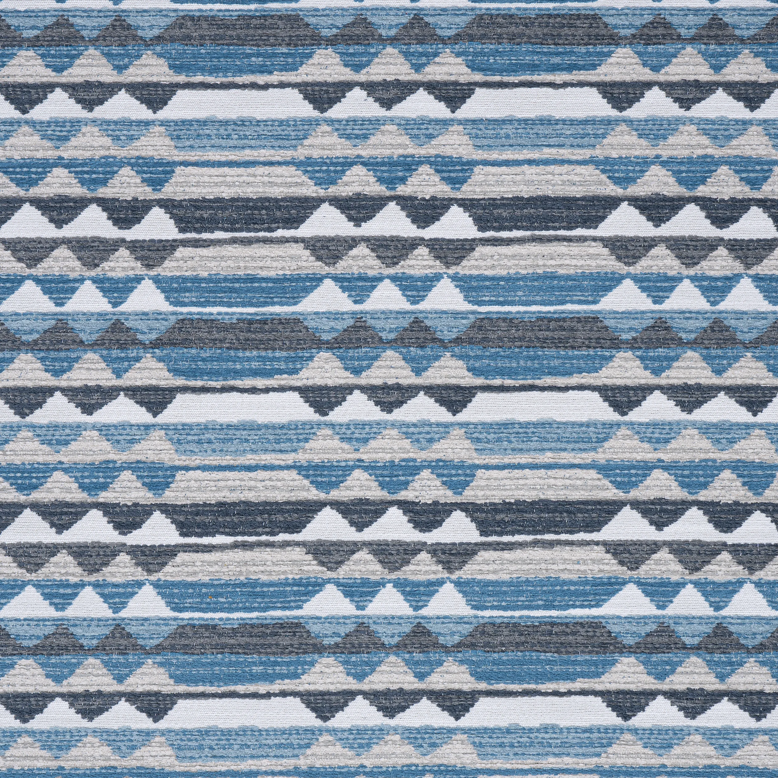 Thibaut Saranac in Waterfall (W78376)