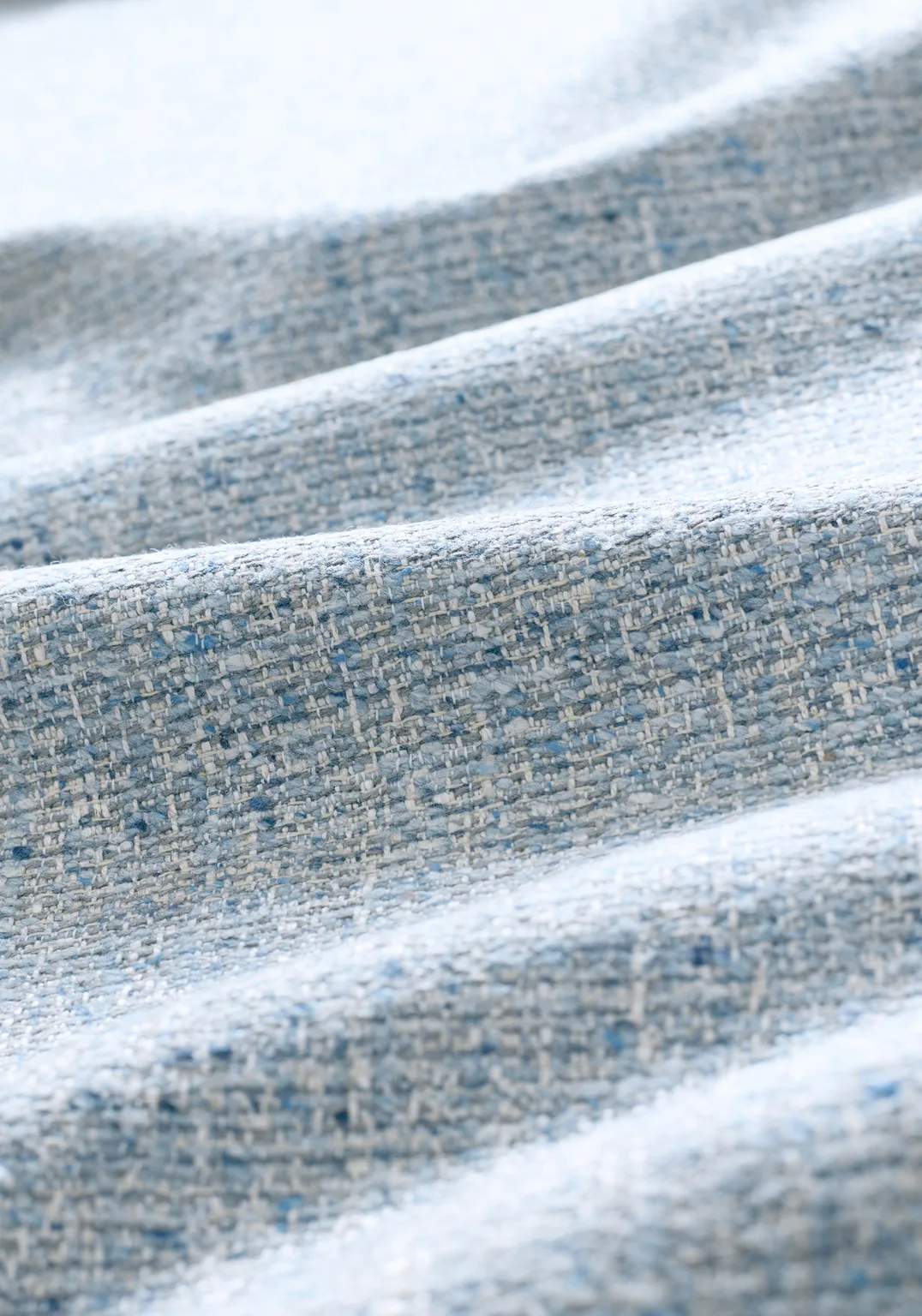 Thibaut Shannon in Waterfall (W80932)