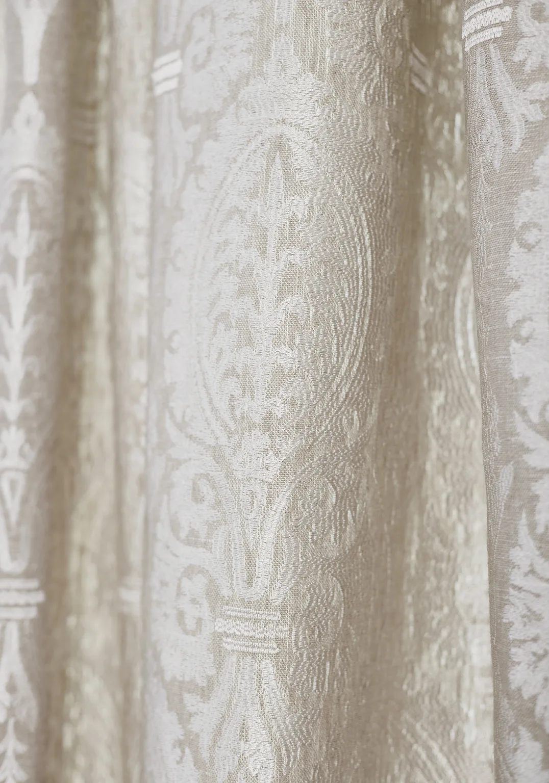 Thibaut Sir Thomas Embroidery in Flax (W772569)