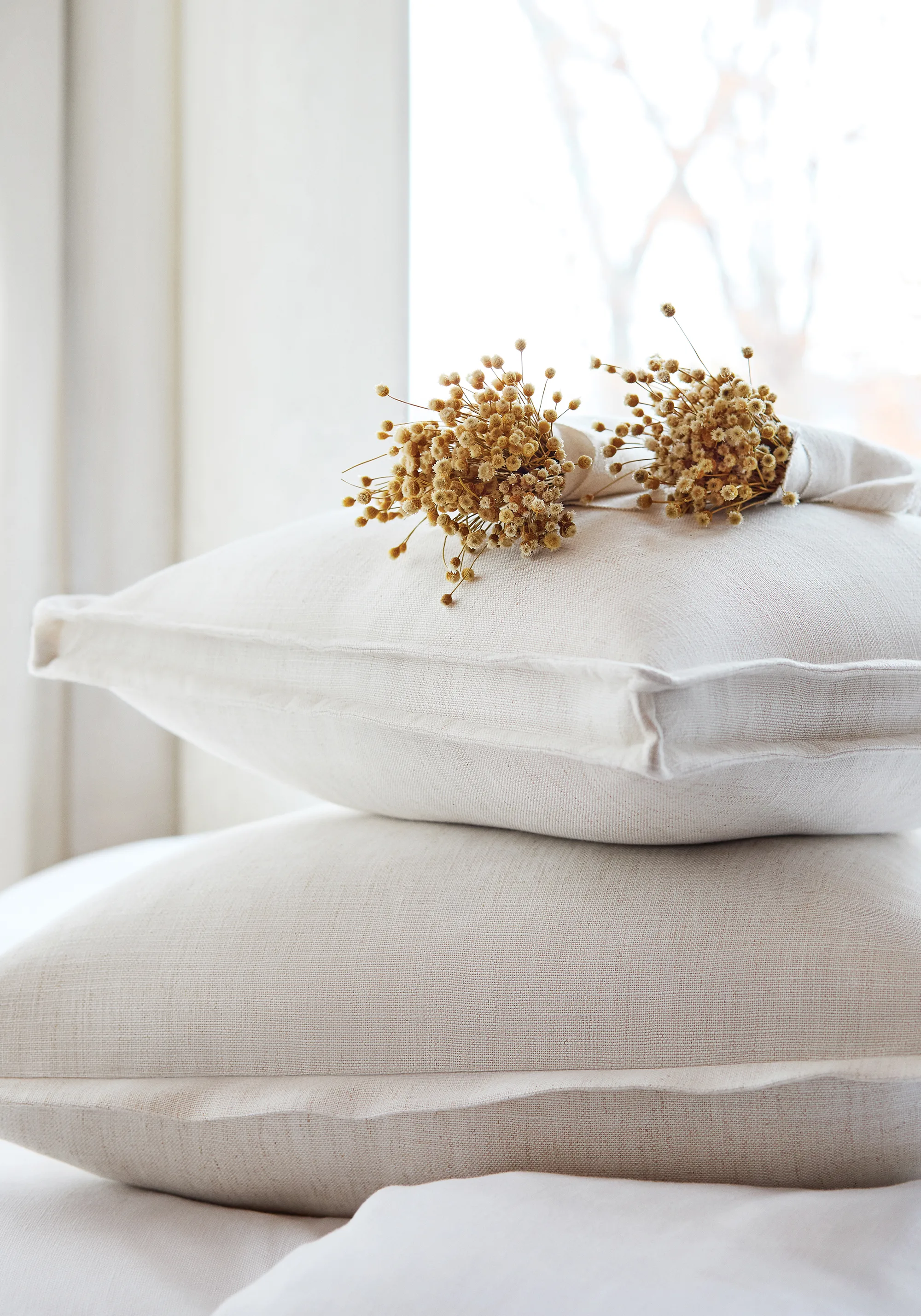 Thibaut Skye Linen in Stone (FWW7601)