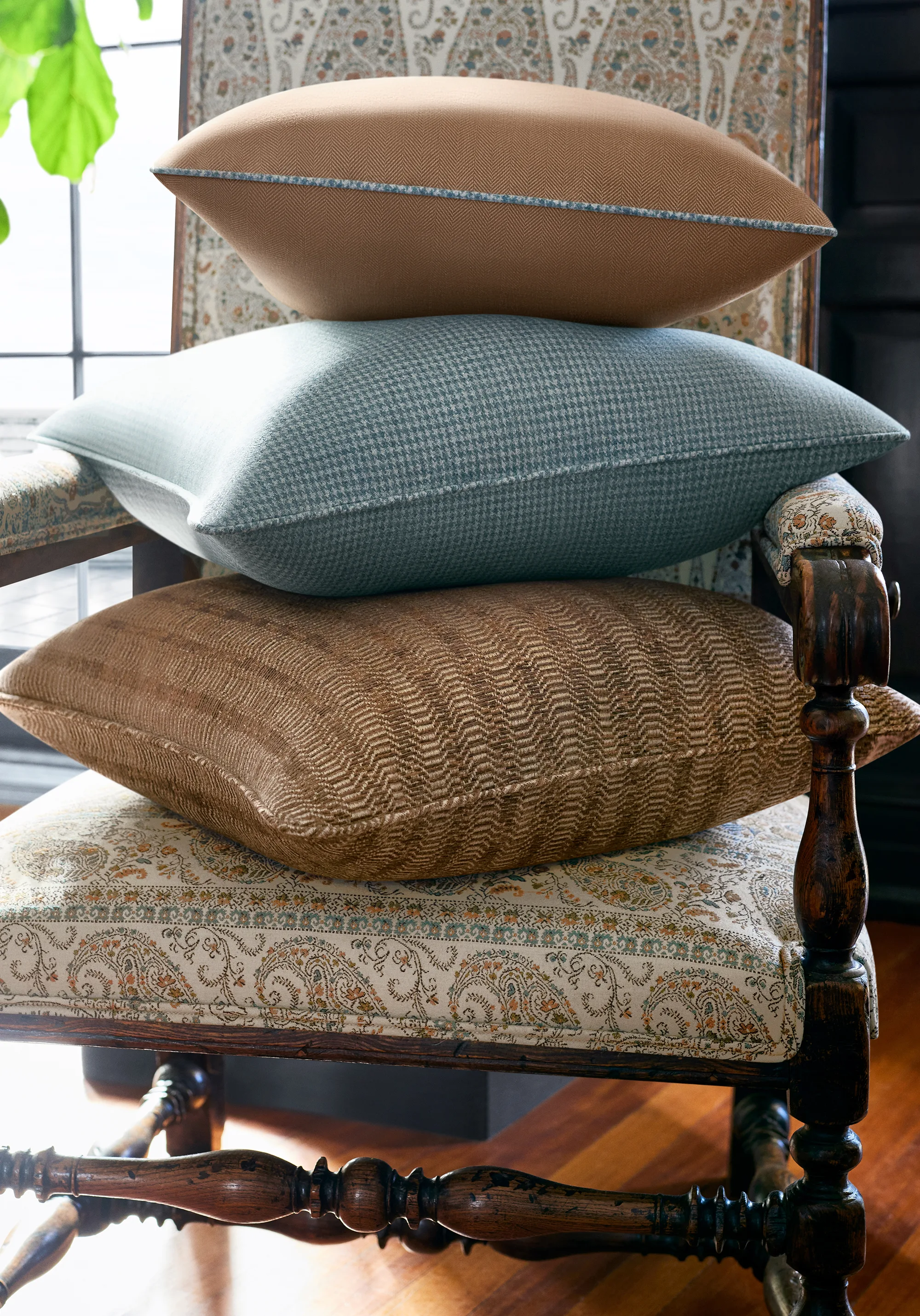 Thibaut Sloane Herringbone in Sienna (W711337)