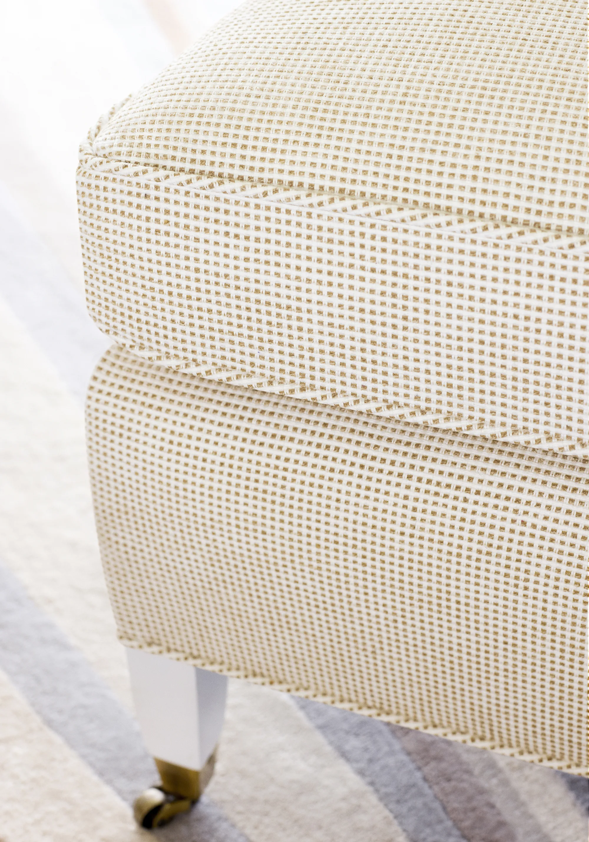 Thibaut Stella in Camel (W77116)