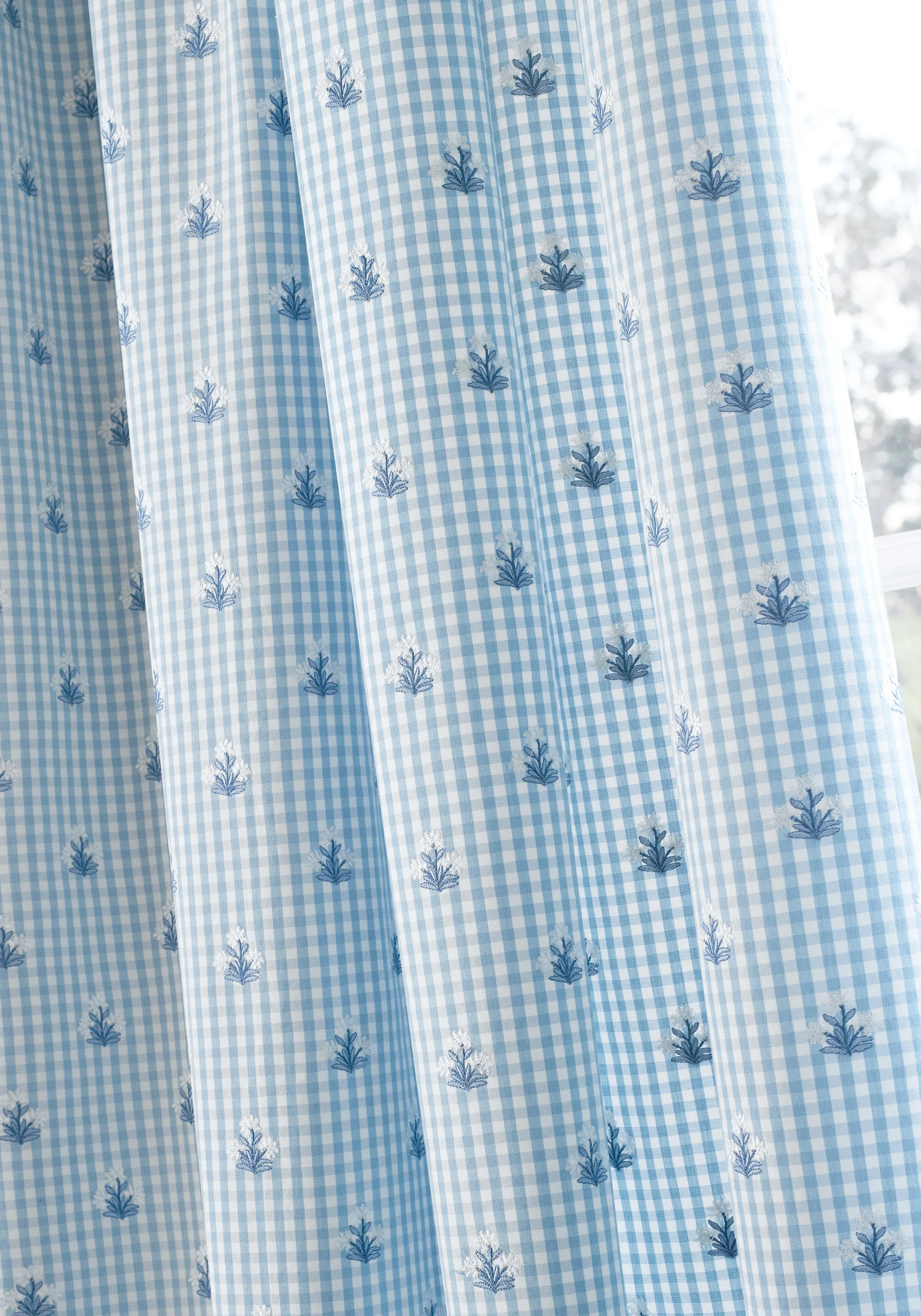 Anna French Sue Belle Embroidery in Sky (AW10760)