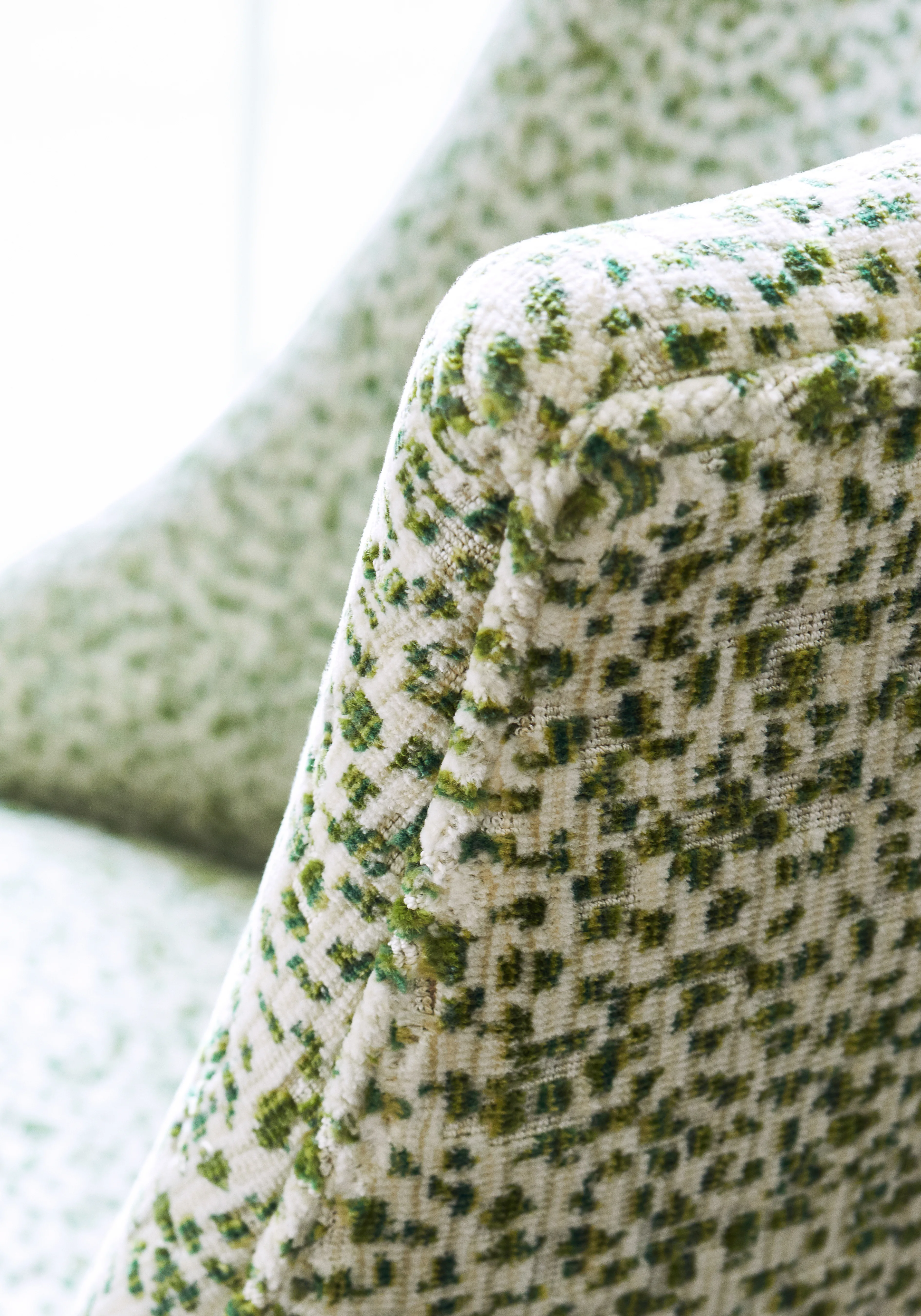 Thibaut Swing Velvet in Emerald (W72801)
