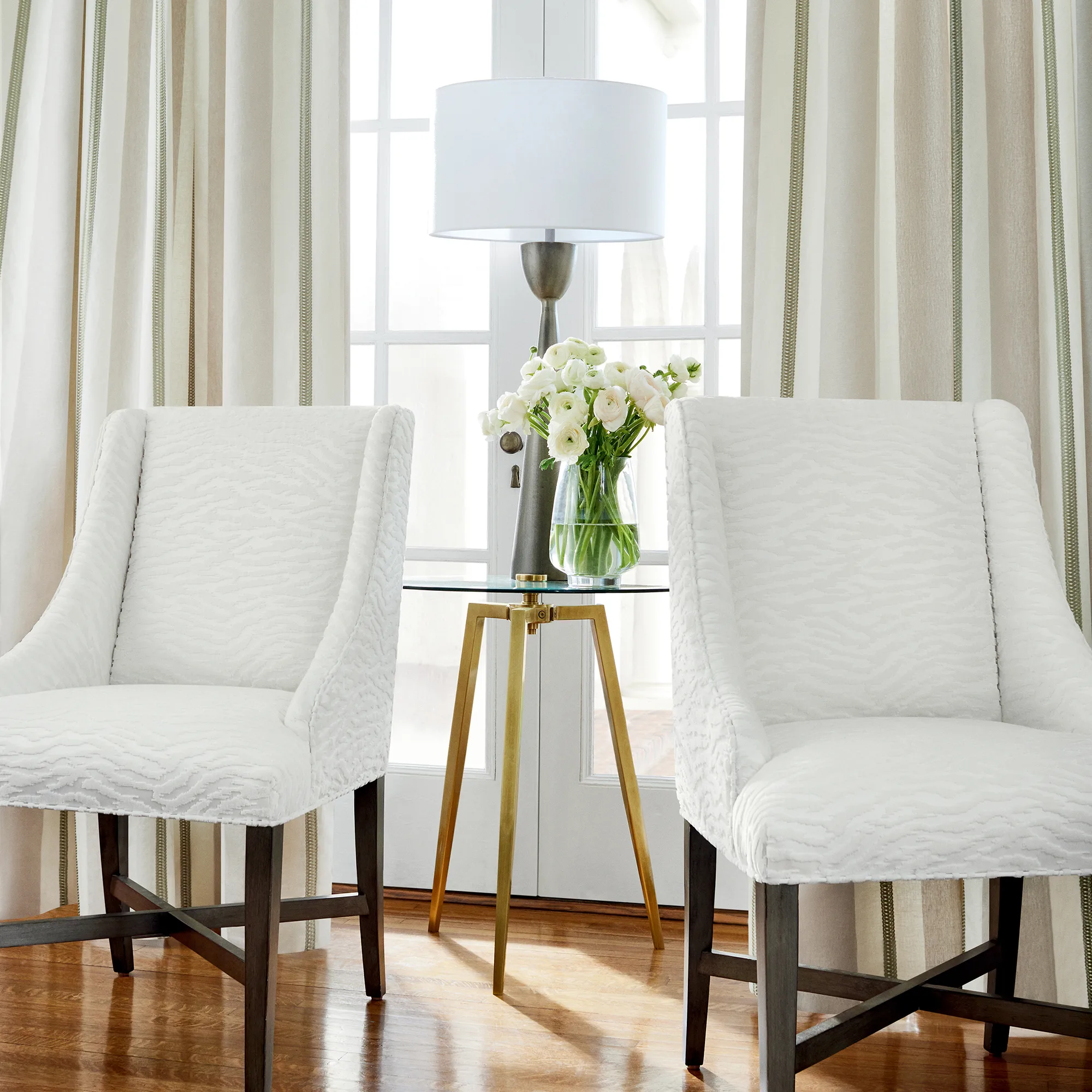Anna French Tadoba Velvet in Ivory (AW24518)