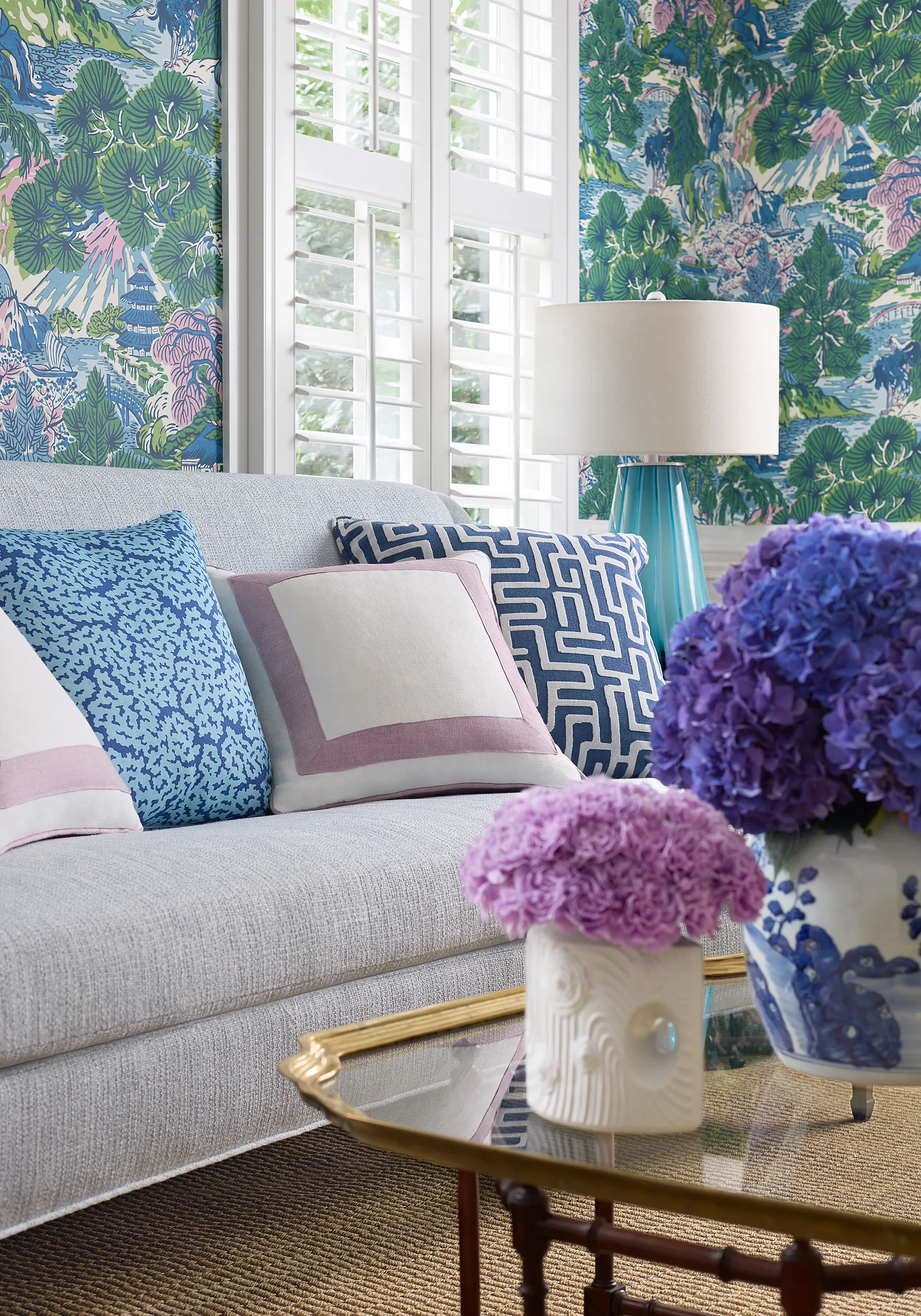 Thibaut Terrace Lane in Navy (W742031)