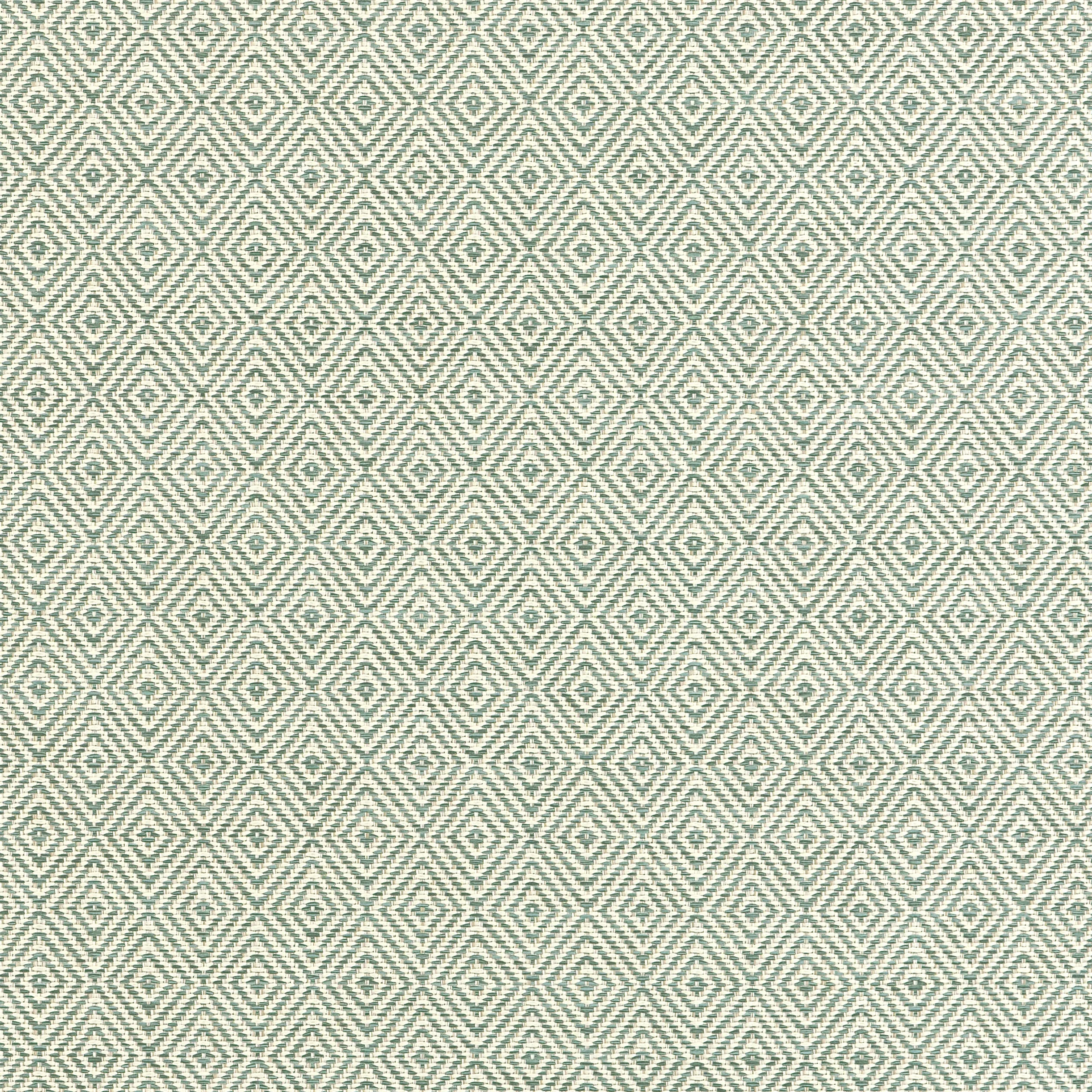 W9133 | Theo – Hemlock