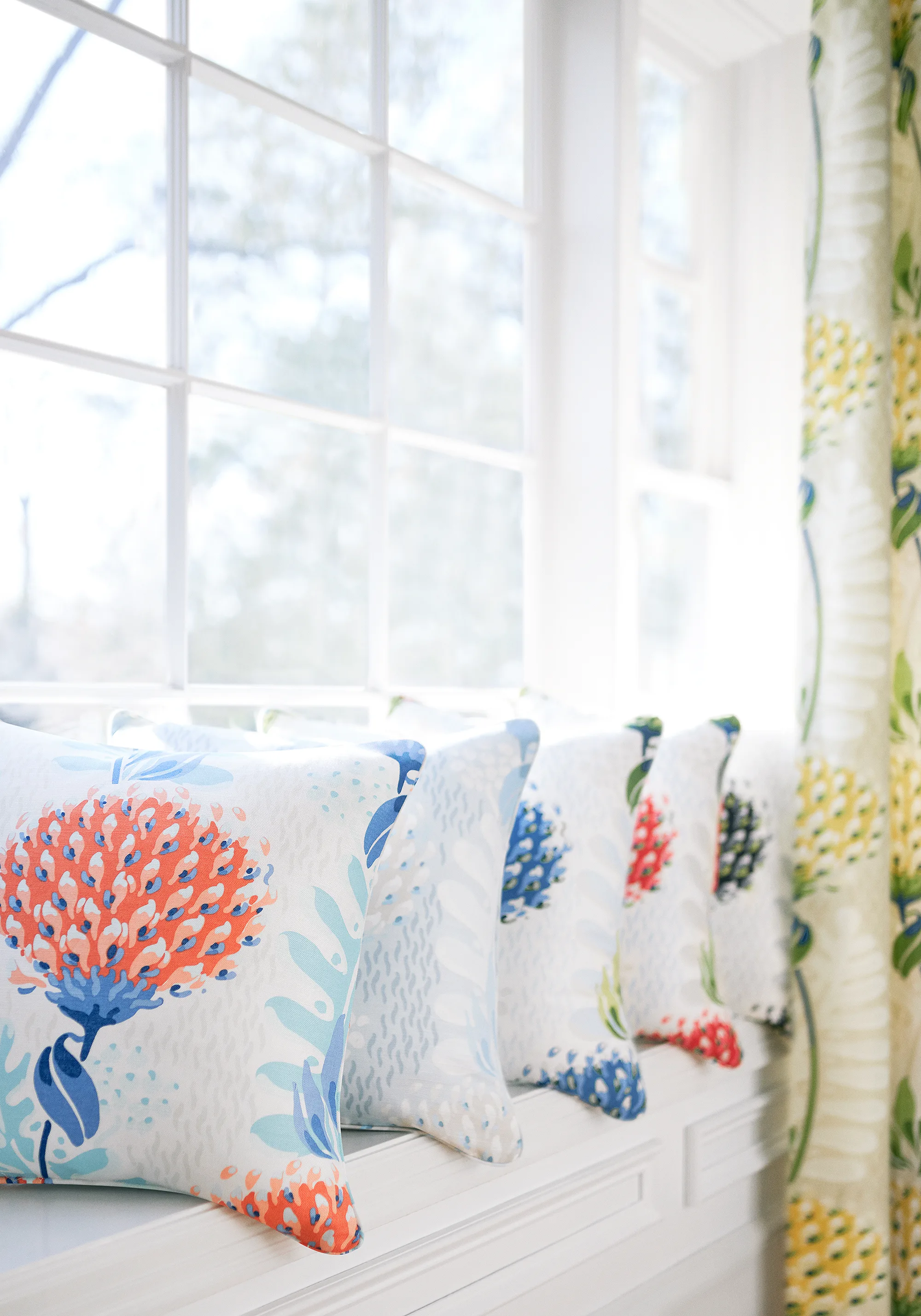 Thibaut Tiverton in Blue and Green (F910650)