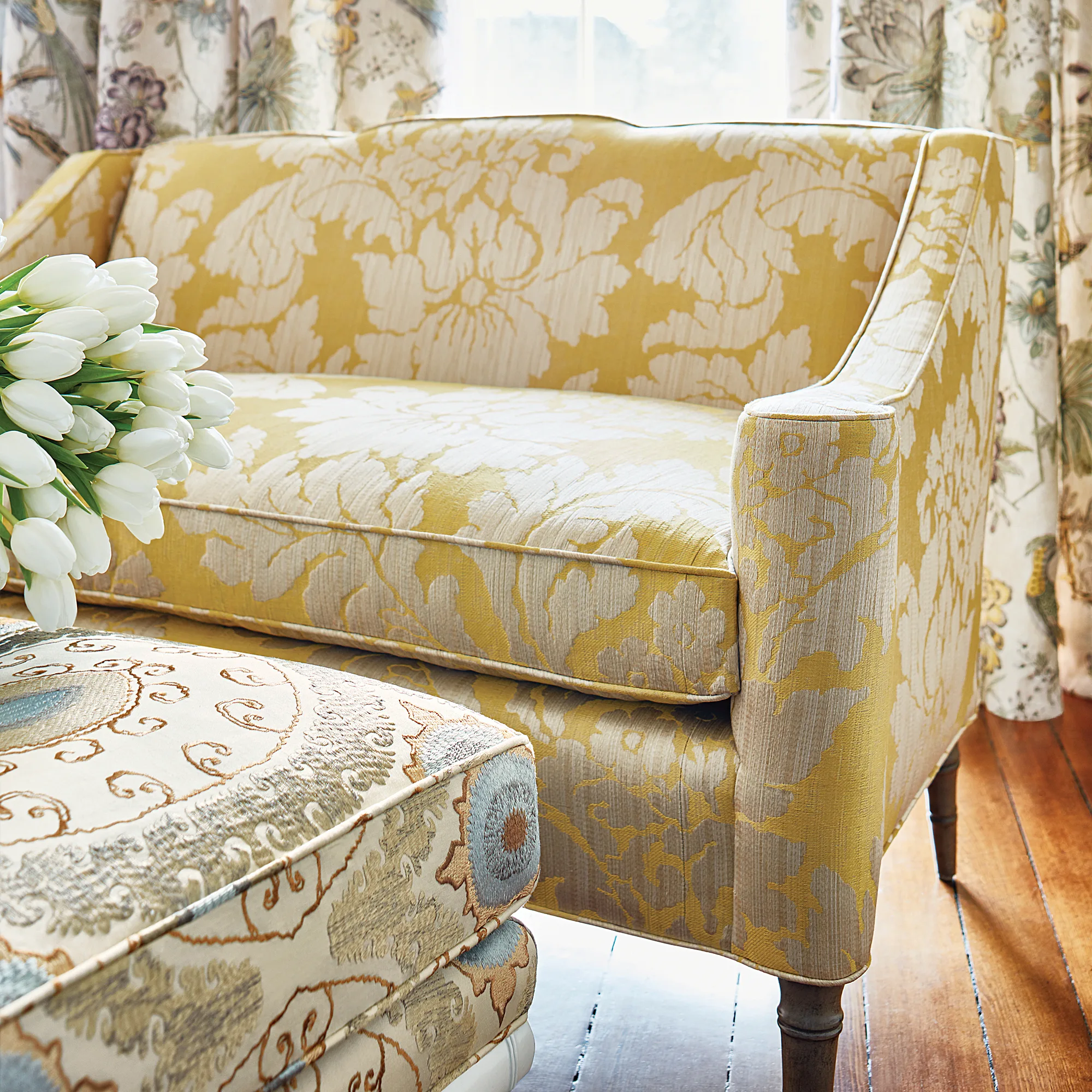 Anna French Villeneuve in Yellow and Grey (AF72991)