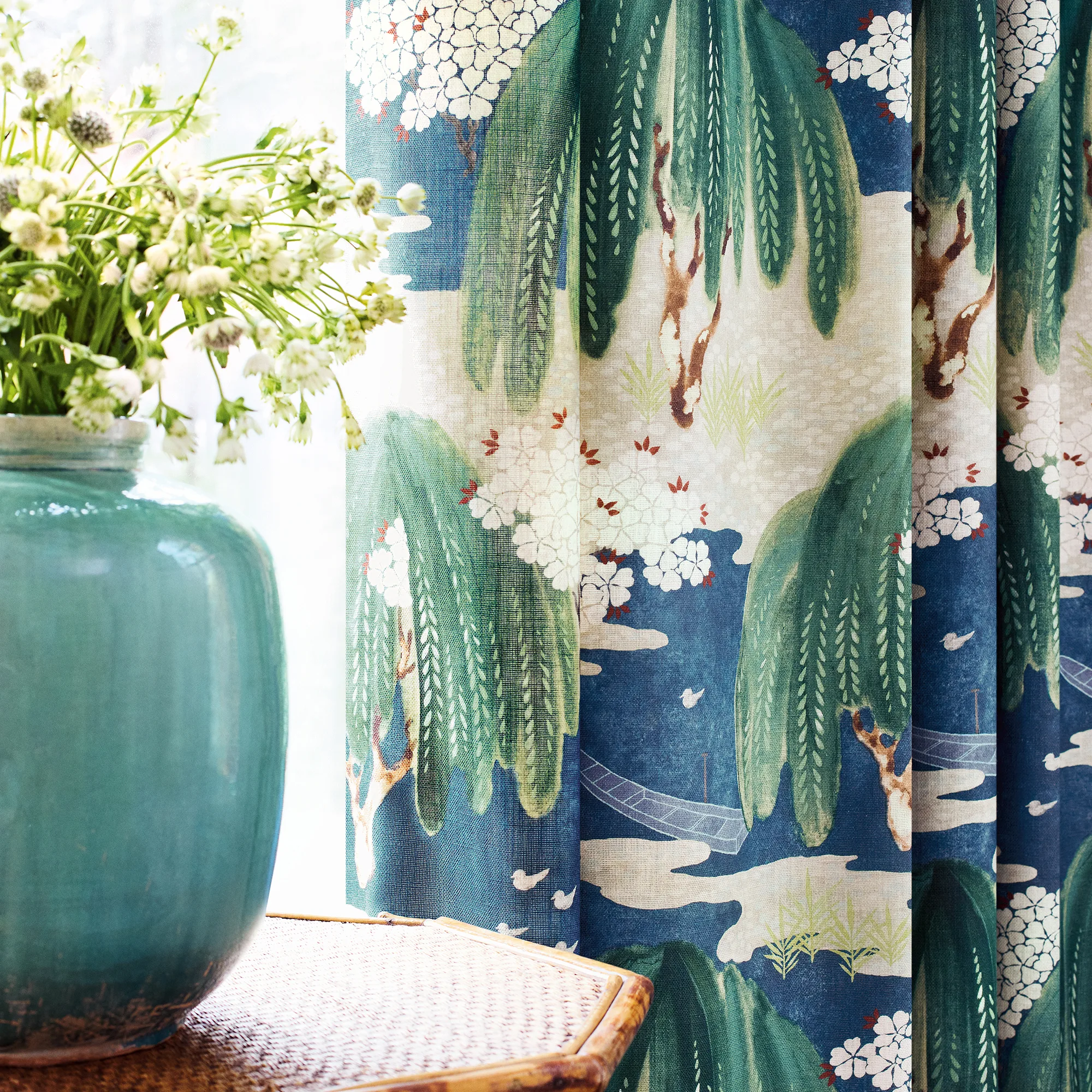 Anna French Willow Tree in Navy (AF23110)