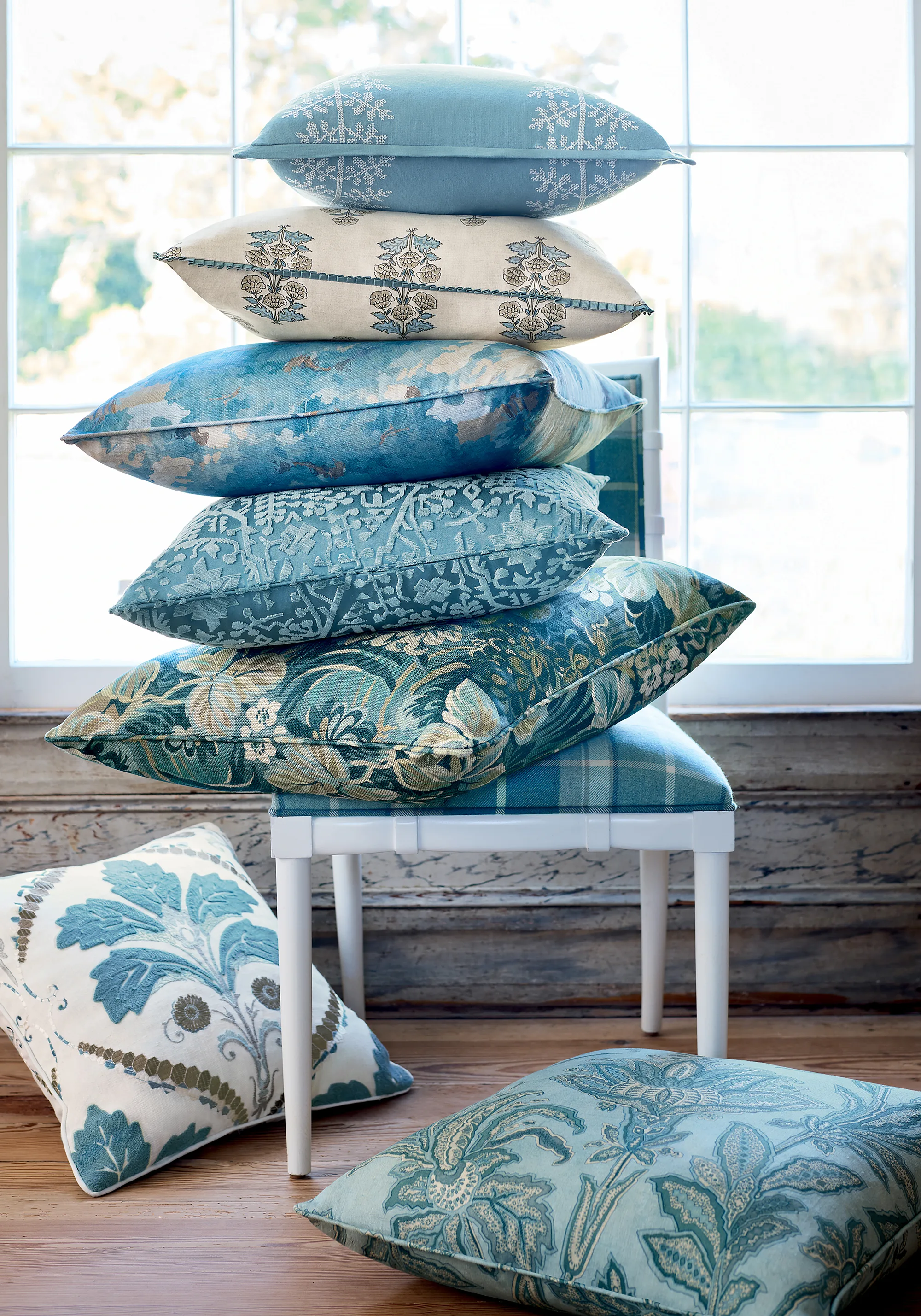 Thibaut Woodland Clearing in Spa Blue (F910547)