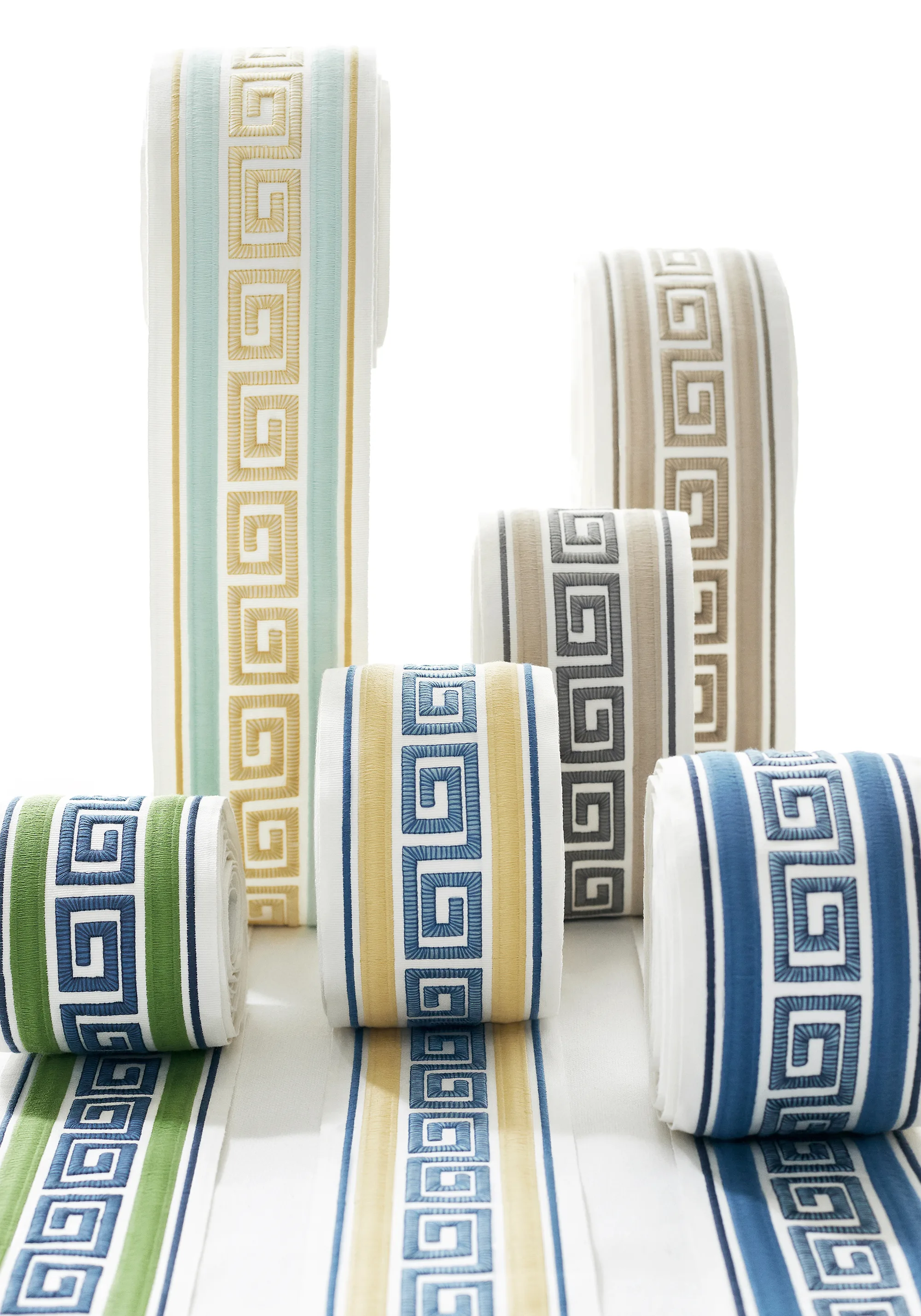 Thibaut Avenue Tape in Bermuda and Sky (E12108)