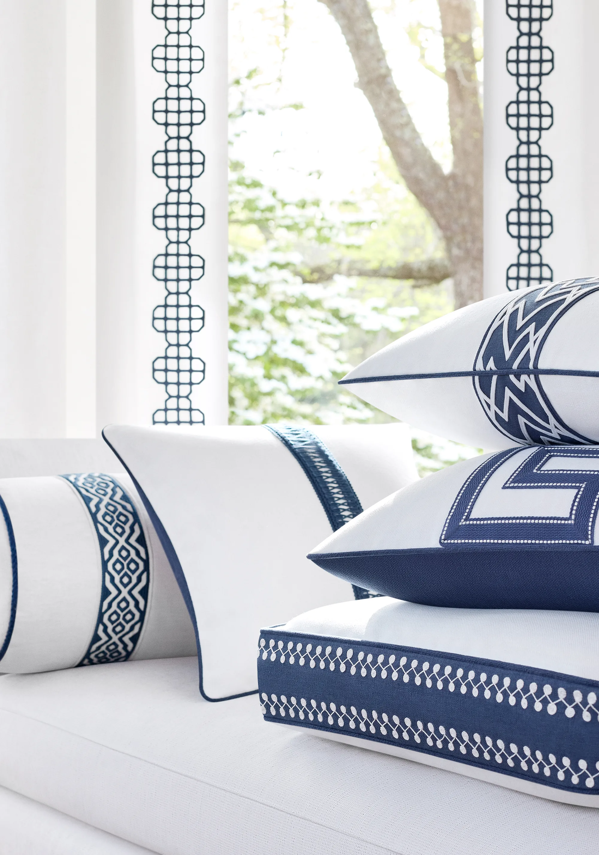 Thibaut Belinda Tape in Navy (E12194)