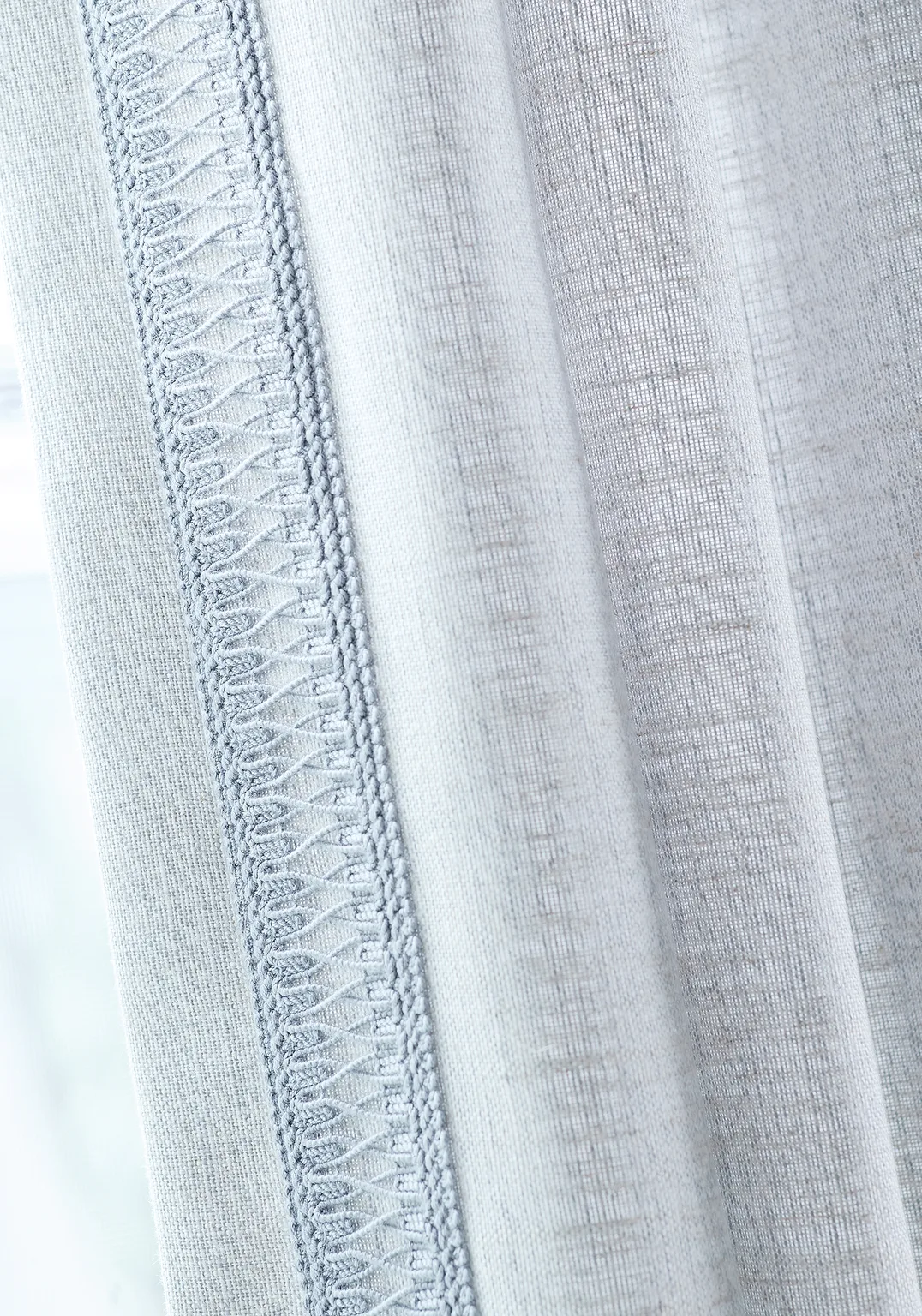 Thibaut Cecily Tape in Mineral (E12202)